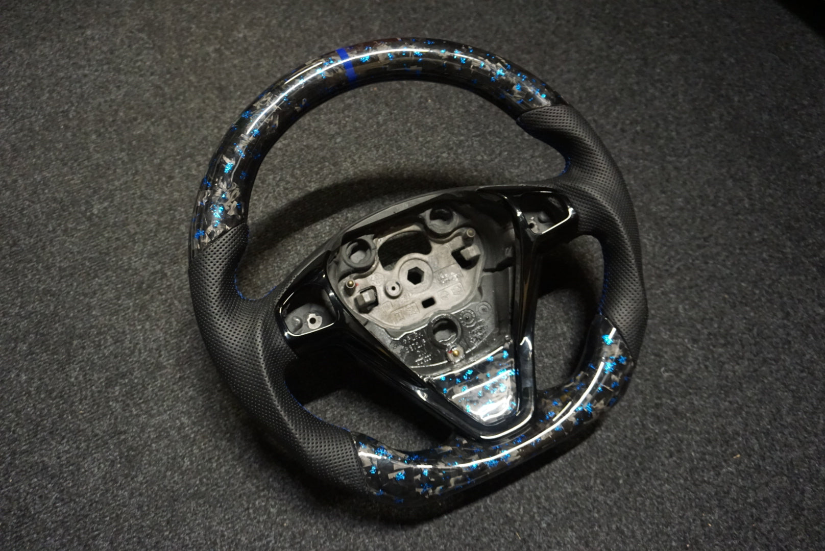 SEND IN YOUR OWN - Custom Carbon Fibre Steering Wheel Service (ANY MAKE / MODEL)