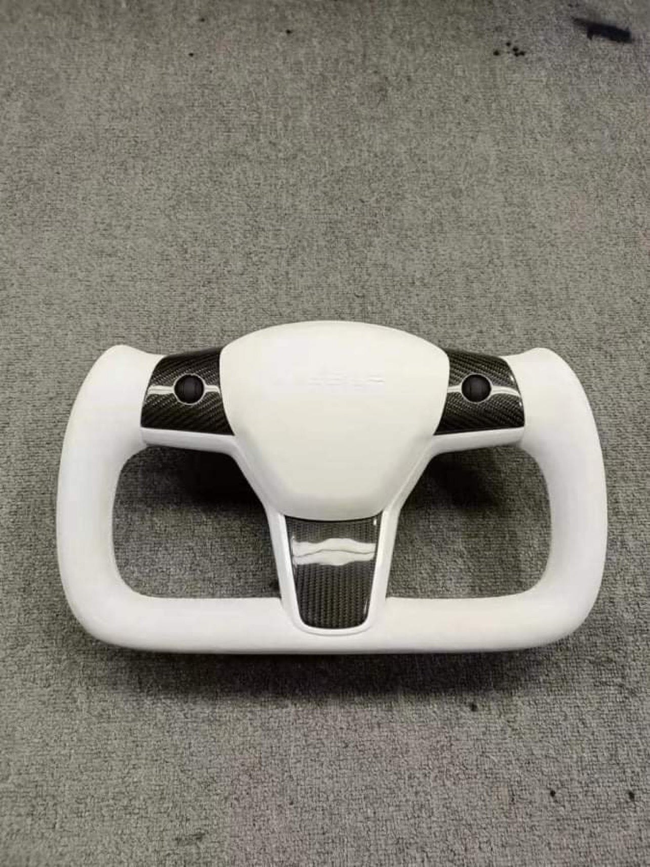 TESLA Model Yoke Carbon Fibre Steering Wheel (CUSTOM)