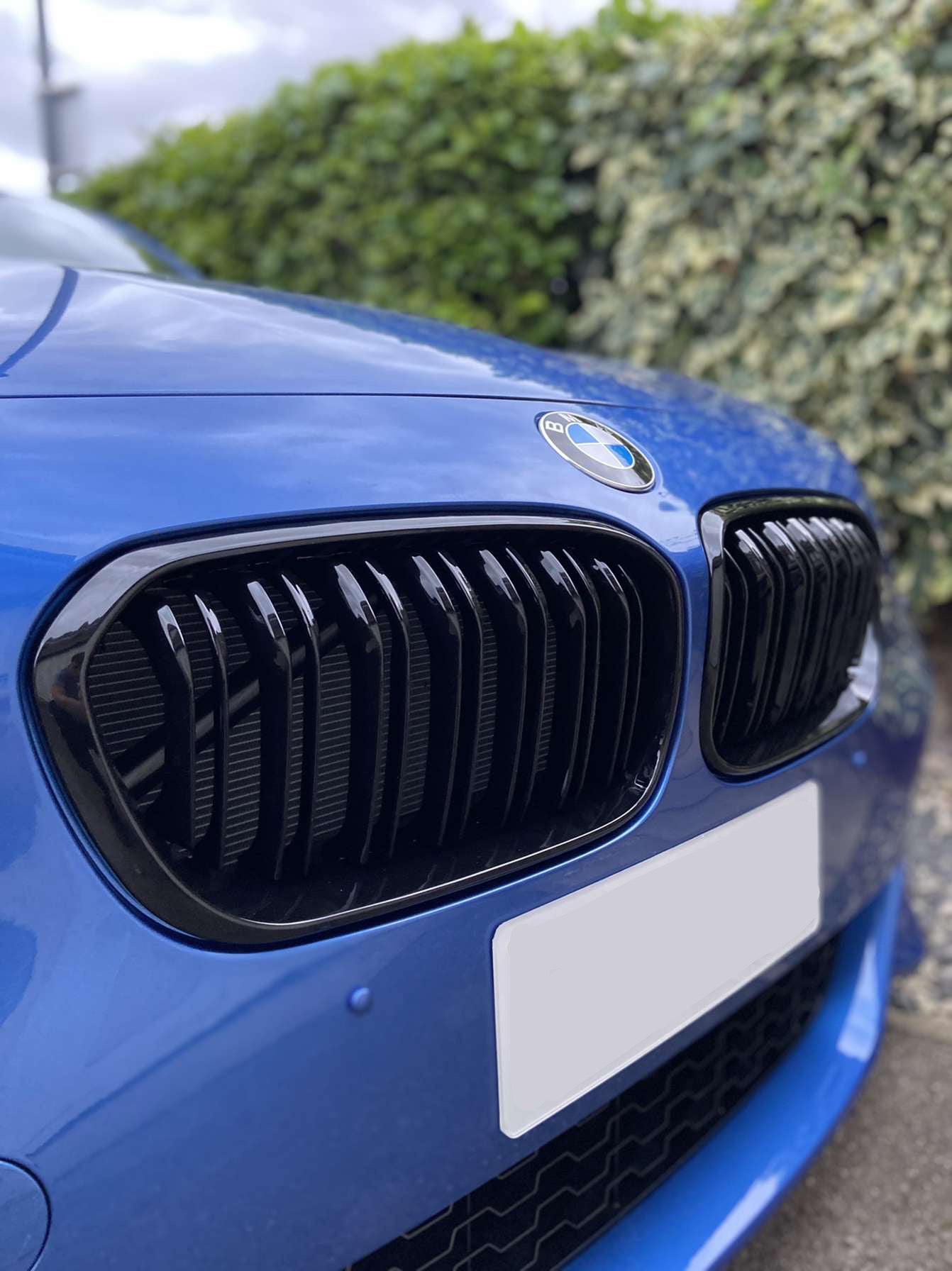 BMW 1 Series F21 Double Slat Gloss Black Kidney Grilles Pair (2015 - 2021)