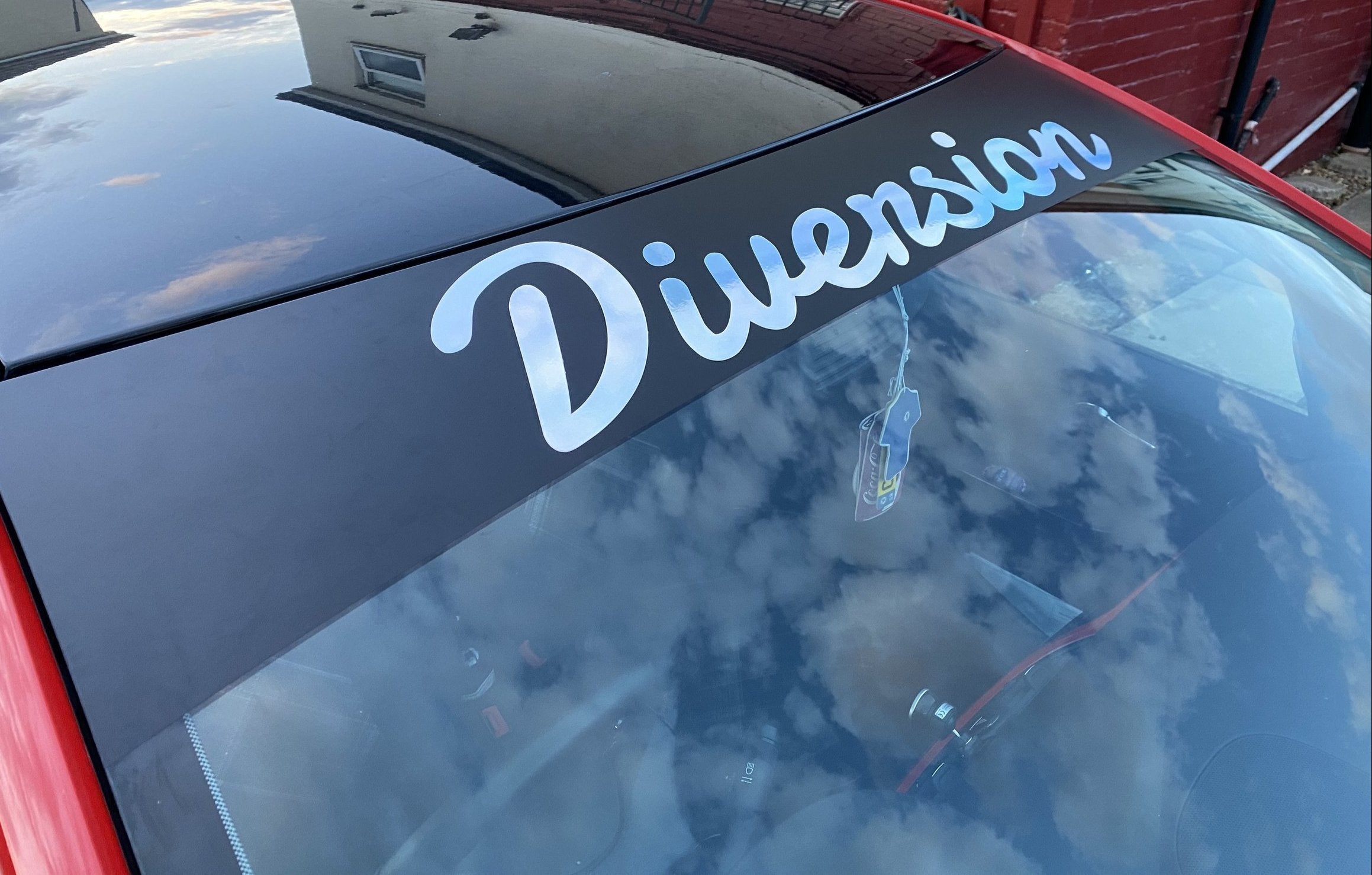 DIVERSION Italic Sun Strip / Window Banner (OIL SLICK/MULTICOLOURED)