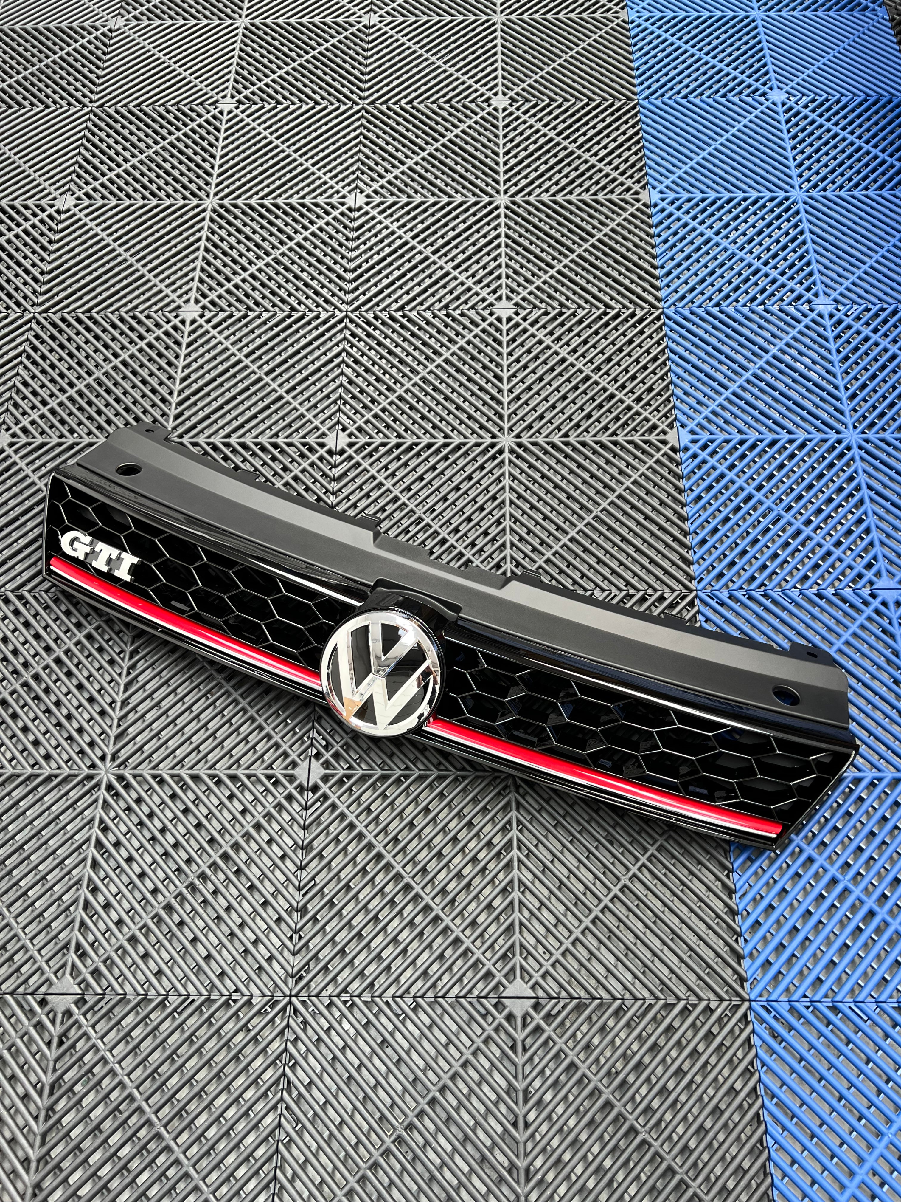 Volkswagen Polo MK5 6C Replacement GTI Style Front Grille (2014-2017)
