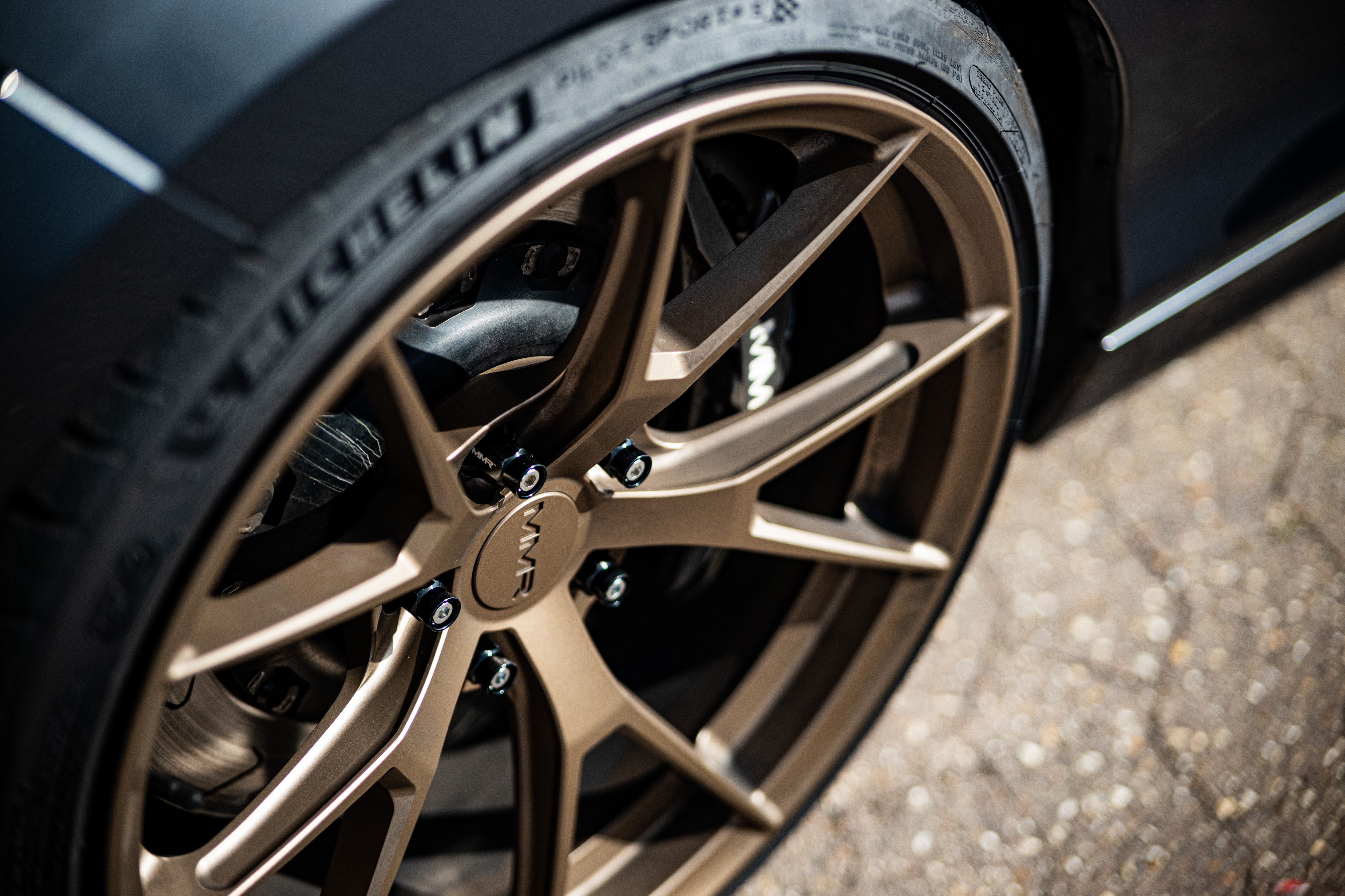 BMW & MINI WHEEL STUD & NUT KIT – M14x1.25