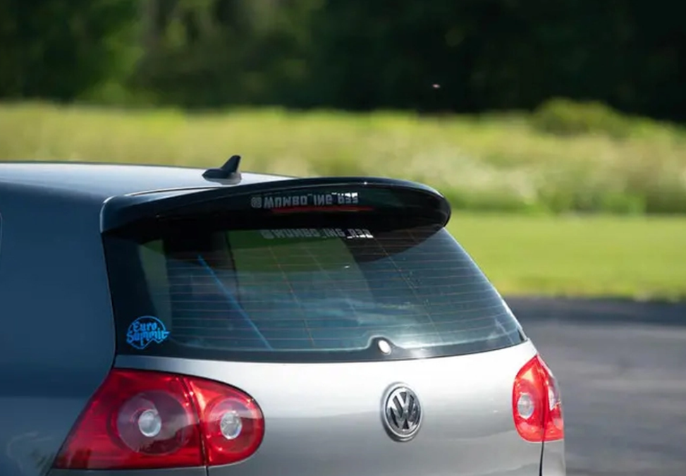 ECS Rear Spoiler Extension in Gloss Black - MK5 GTI/R32