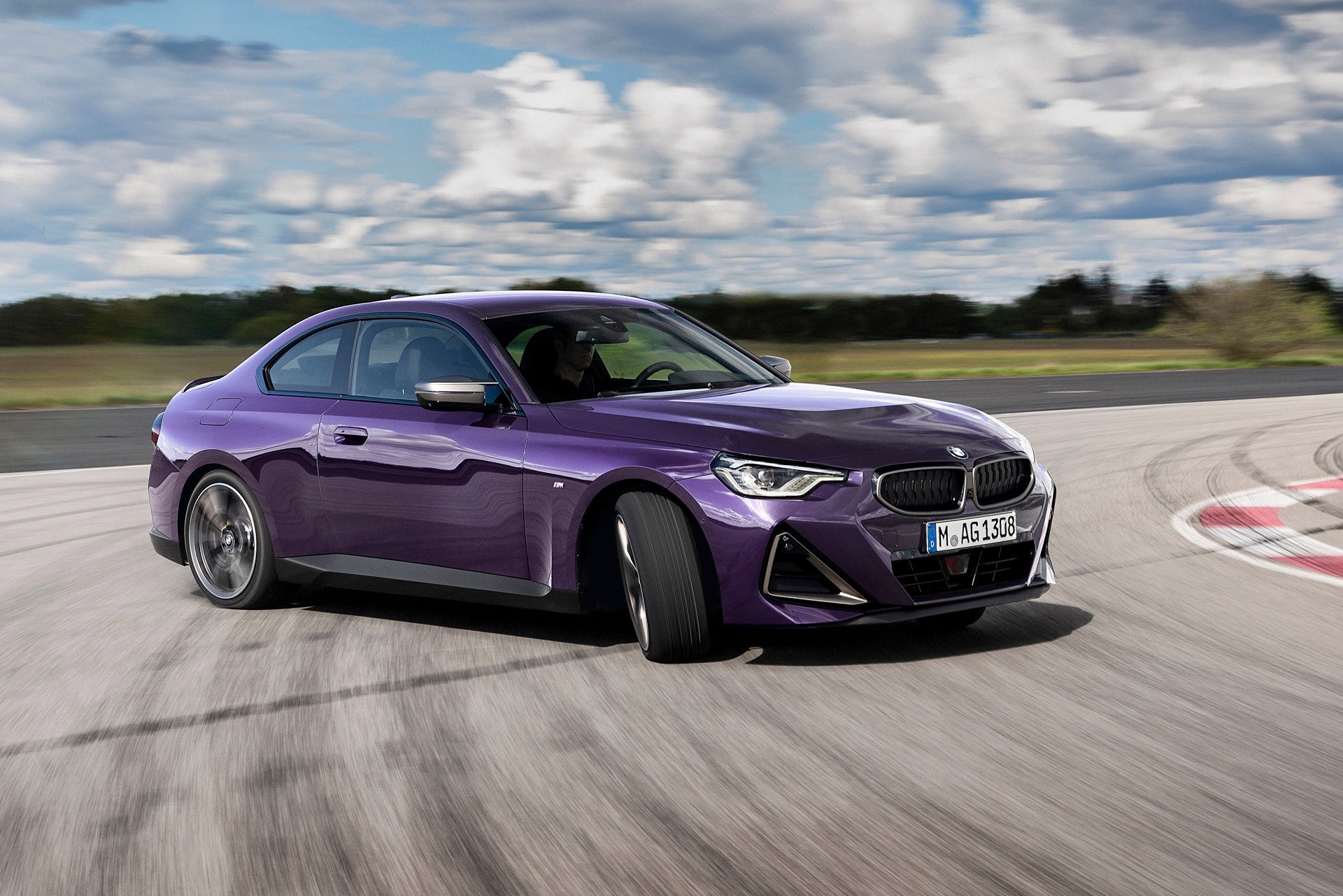 BMW 2 Series G42 (2022+)