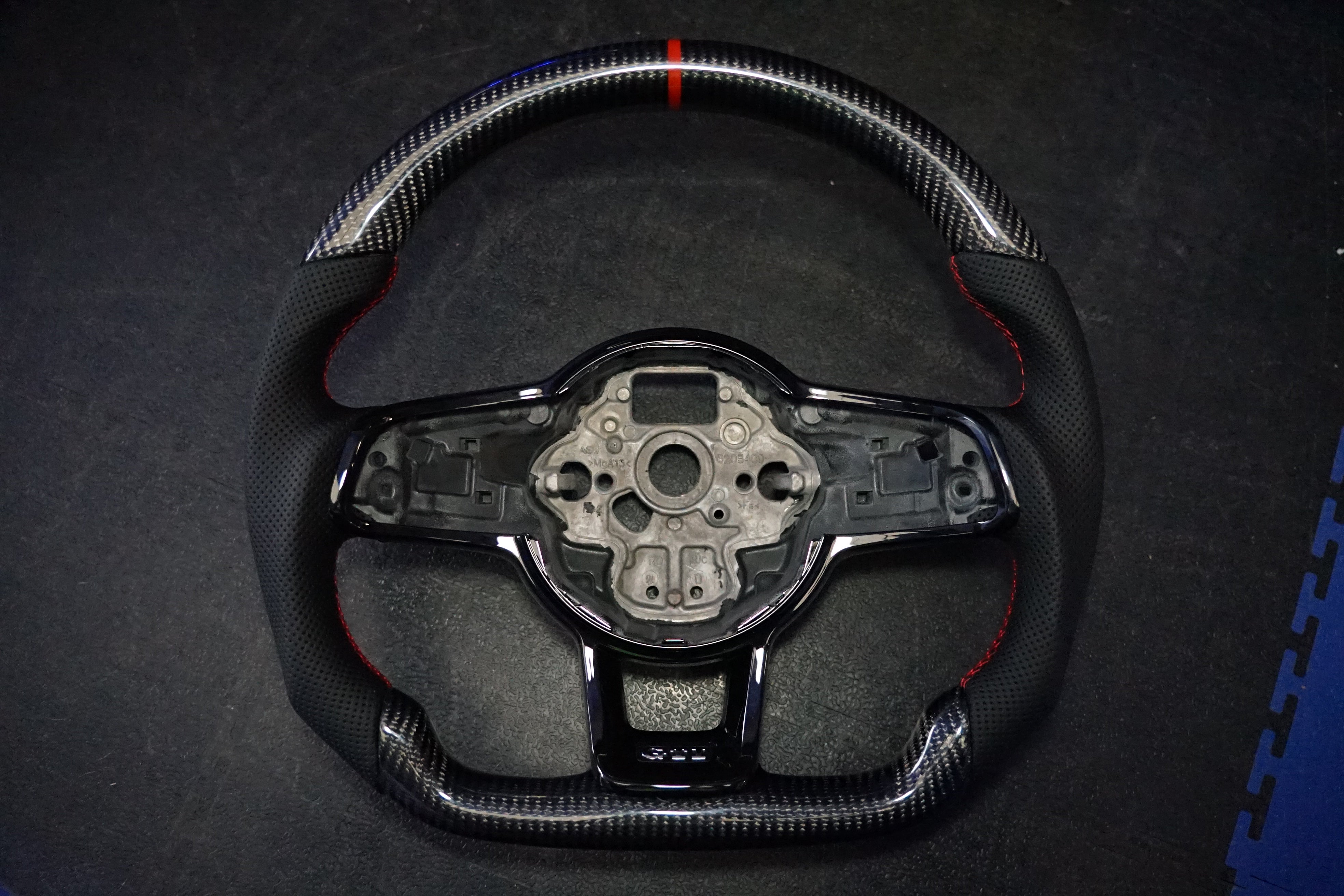 Volkswagen Golf MK7 / MK7.5 Polo MK5 / MK6 Carbon Steering Wheel - IN STOCK | SWVWGTIR47
