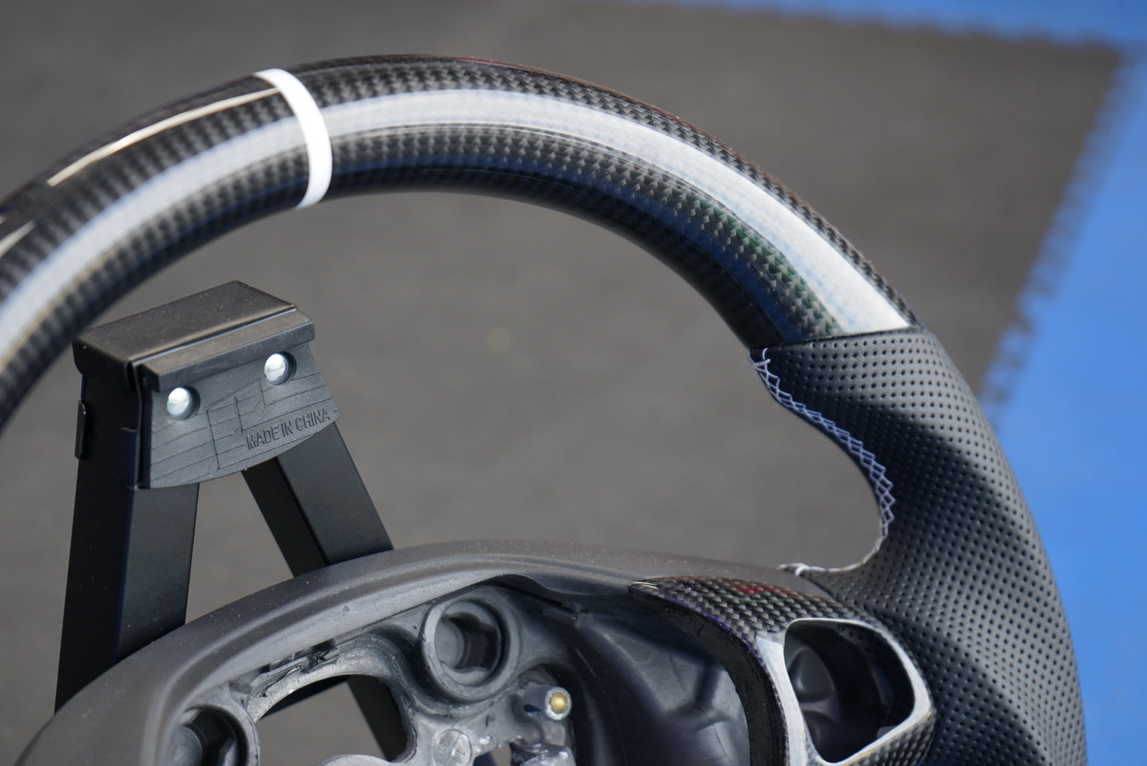 Ford Fiesta MK7 / MK7.5 Carbon Fibre Steering Wheel - SWFIESTA17