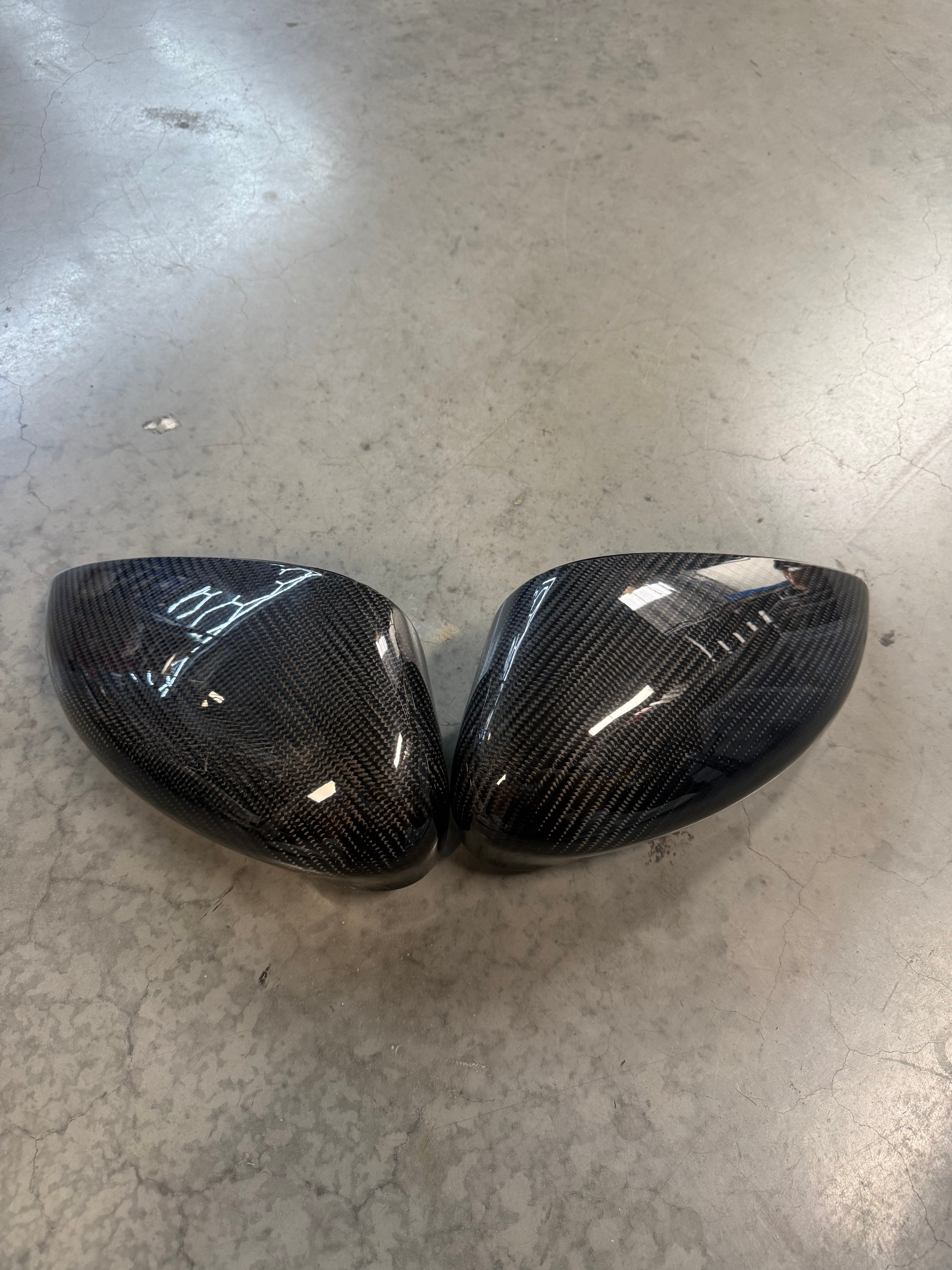 **CLEARANCE** Ford Fiesta MK7/7.5 Genuine Carbon Fibre Wing Mirror Replacement Covers (Carbon Replacement)
