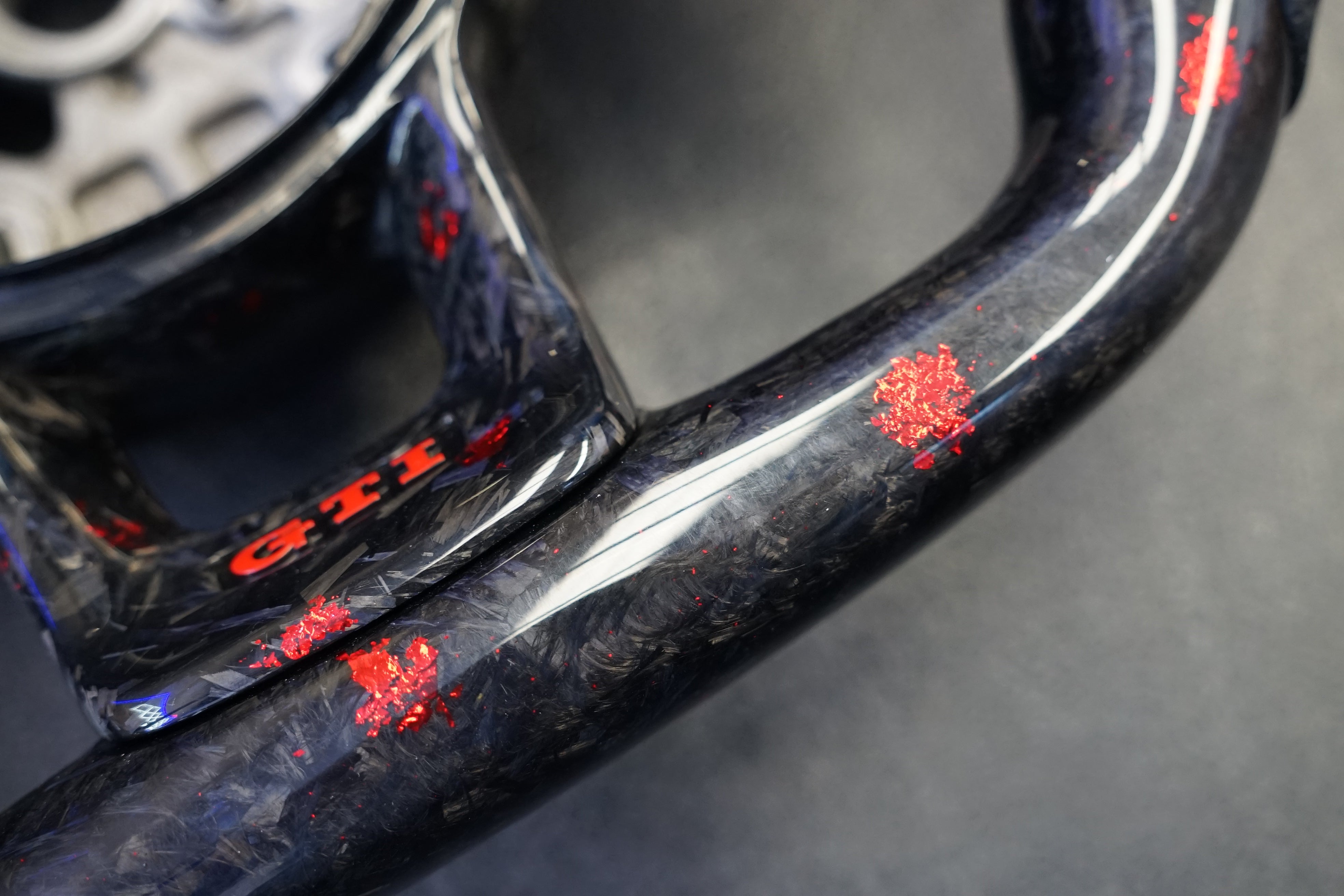 Volkswagen Golf MK7 / MK7.5 Polo MK5 / MK6 Forged Carbon Custom Steering Wheel - SWVWGTIR43