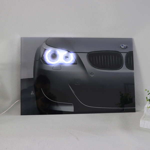 BMW M5 '05 LED Acrylic Wall Art / 60x40cm - DIVERSION