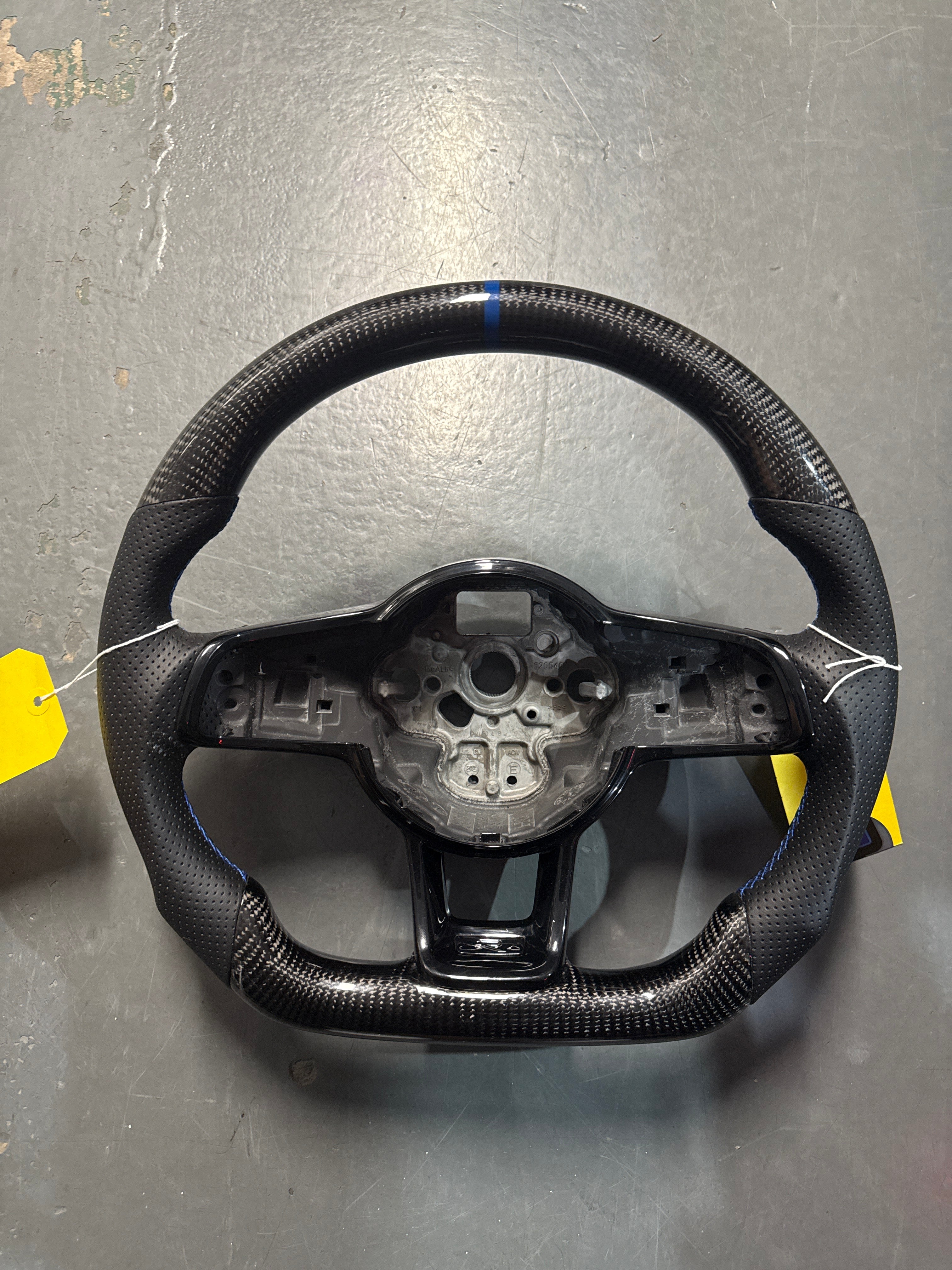 Volkswagen Golf MK7 / MK7.5 Polo MK5 / MK6 Custom Steering Wheel - SWVWGTIR22