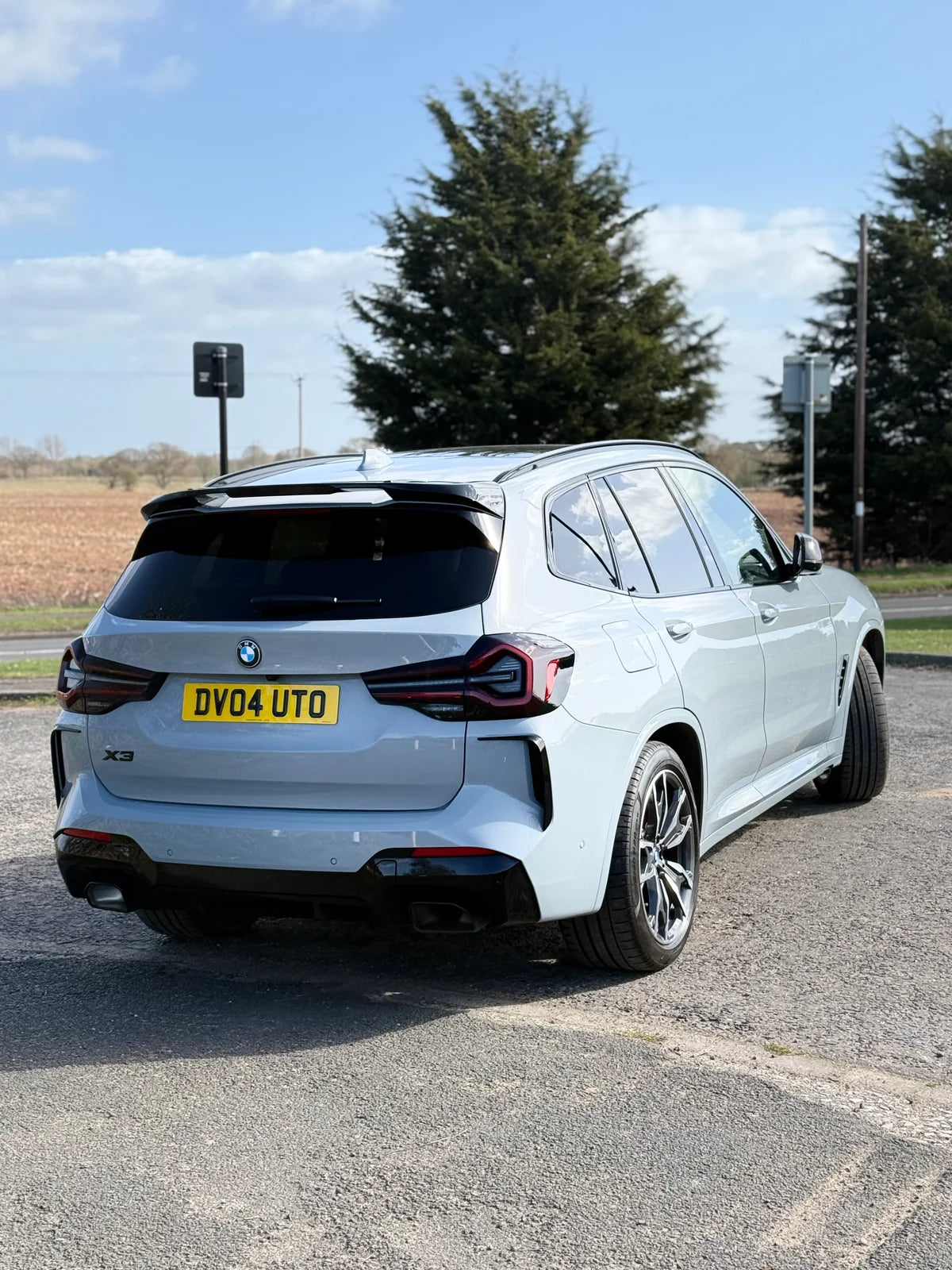 CLEARANCE - 6007 BMW X3 G01 Gloss Black MP Style Roof Spoiler (2018+ Models) DIVERSION