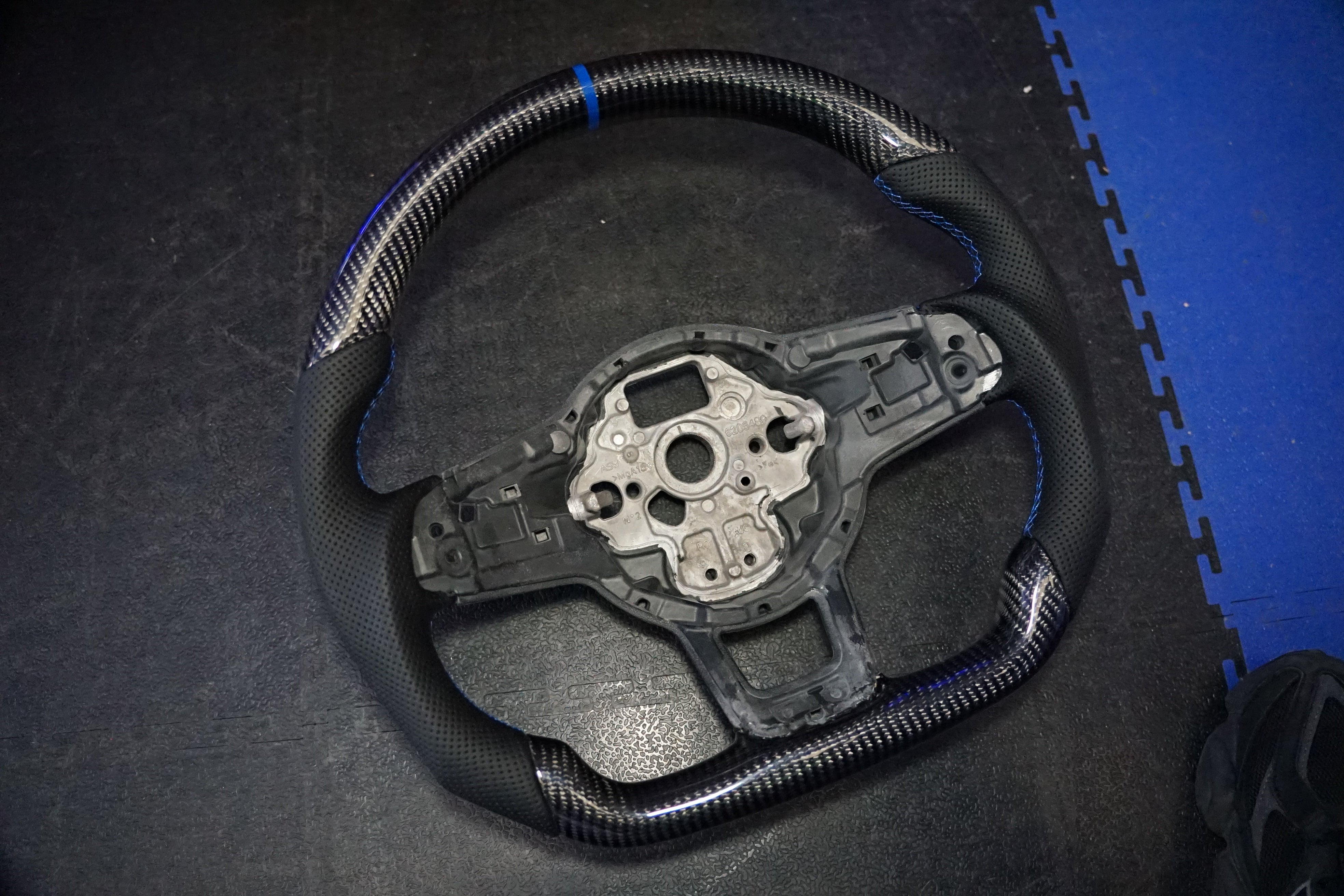Volkswagen Golf MK7 / MK7.5 Polo MK5 / MK6 Carbon Steering Wheel - IN STOCK | SWVWGTIR49