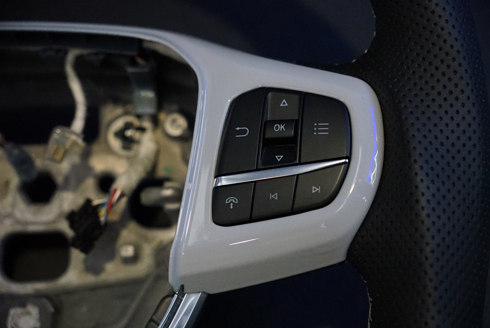 Ford Puma 2023+ Carbon Fibre Custom Steering Wheel (IN STOCK / SWPUMA1)