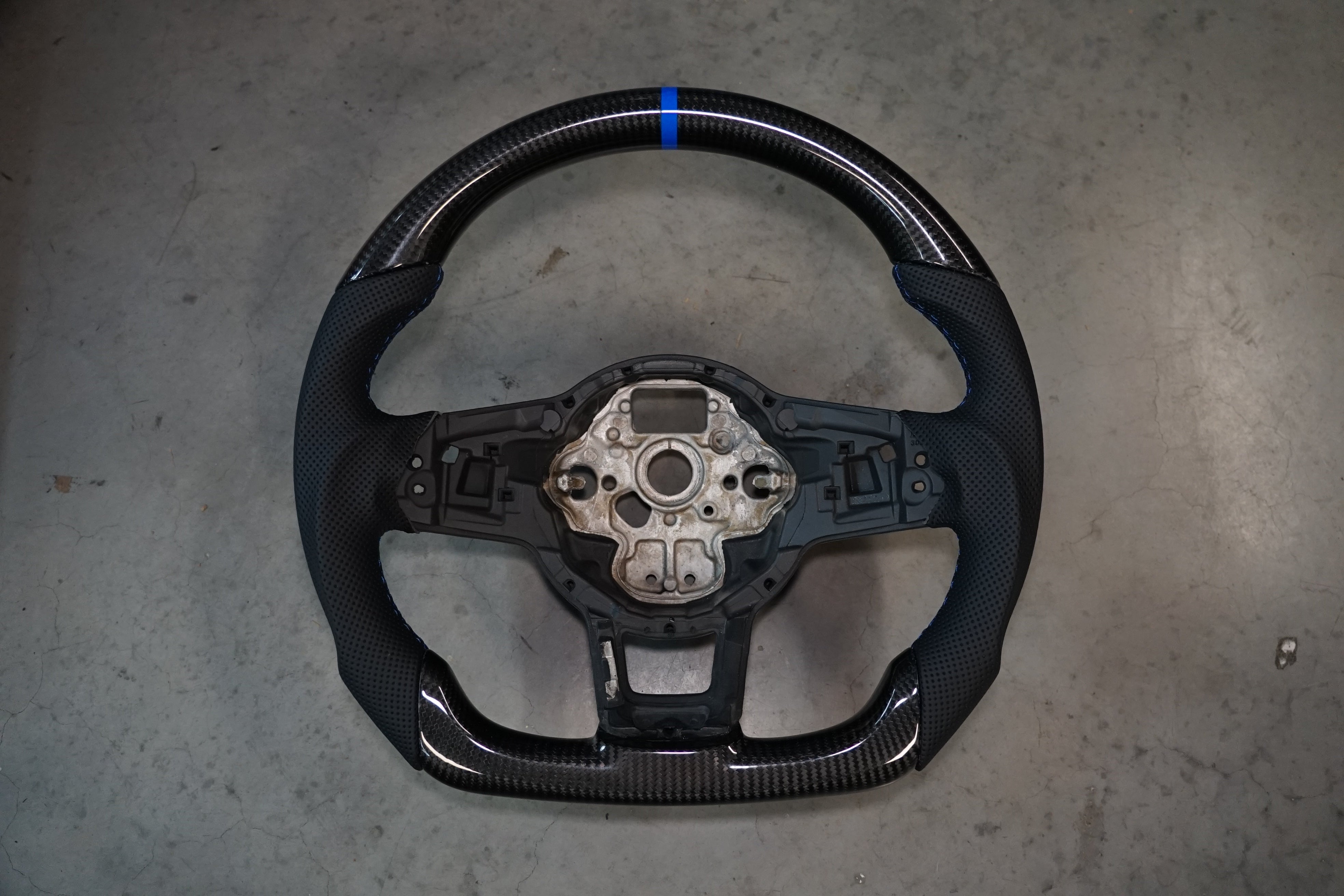 Volkswagen Golf MK7 / MK7.5 Polo MK5 / MK6 Carbon Fibre Steering Wheel - IN STOCK | SWVWGTIR55