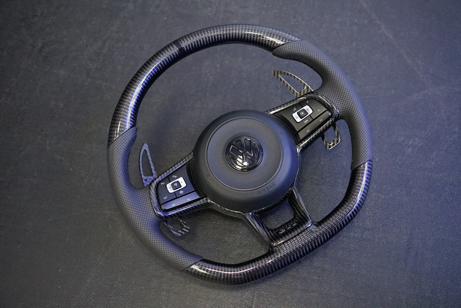 Volkswagen Golf MK7 / MK7.5 Polo MK5 / MK6 Custom Steering Wheel - SWVWGTIR37