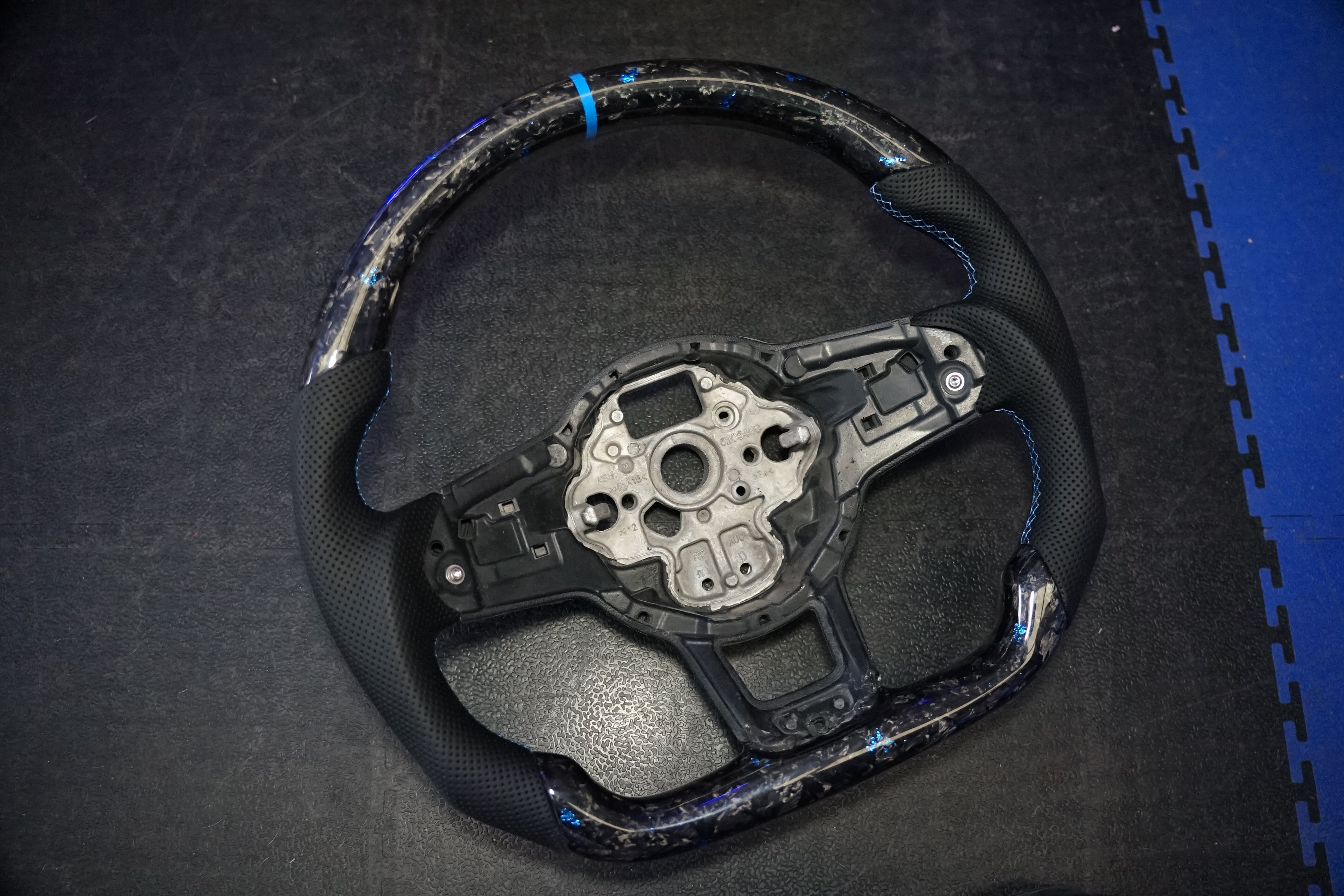 Volkswagen Golf MK7 / MK7.5 Polo MK5 / MK6 Forged Carbon Steering Wheel - IN STOCK | SWVWGTIR51