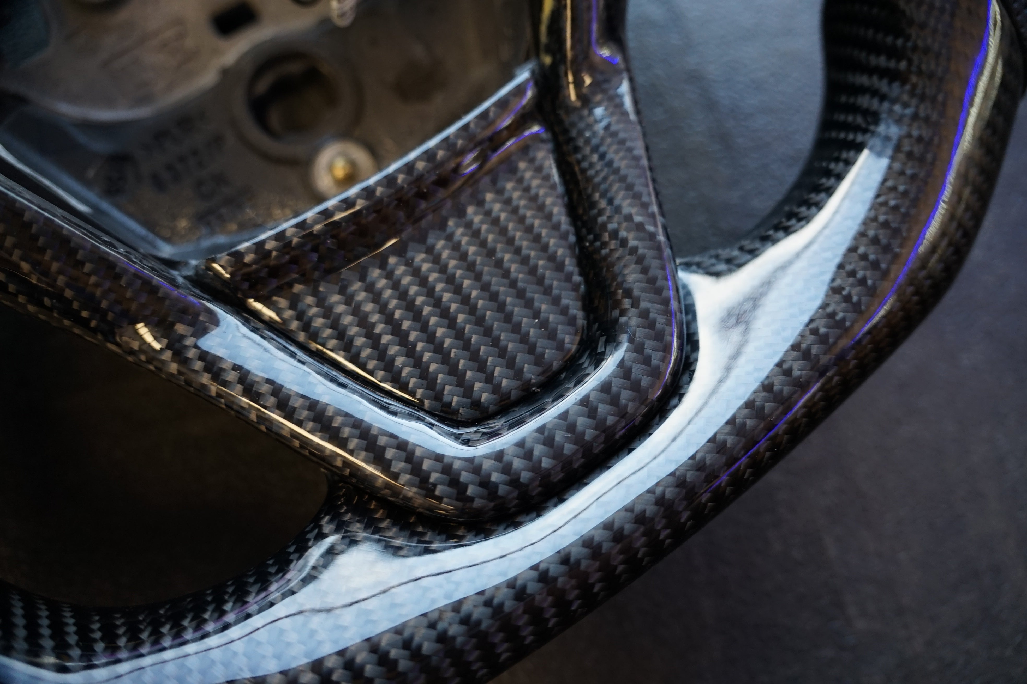 Ford Fiesta MK7 / MK7.5 Carbon Fibre Steering Wheel - SWFIESTA21
