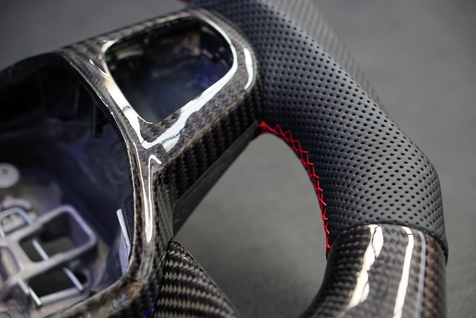 Ford Transit Custom MK9 Carbon Fibre Steering Wheel 2024+ (IN STOCK)