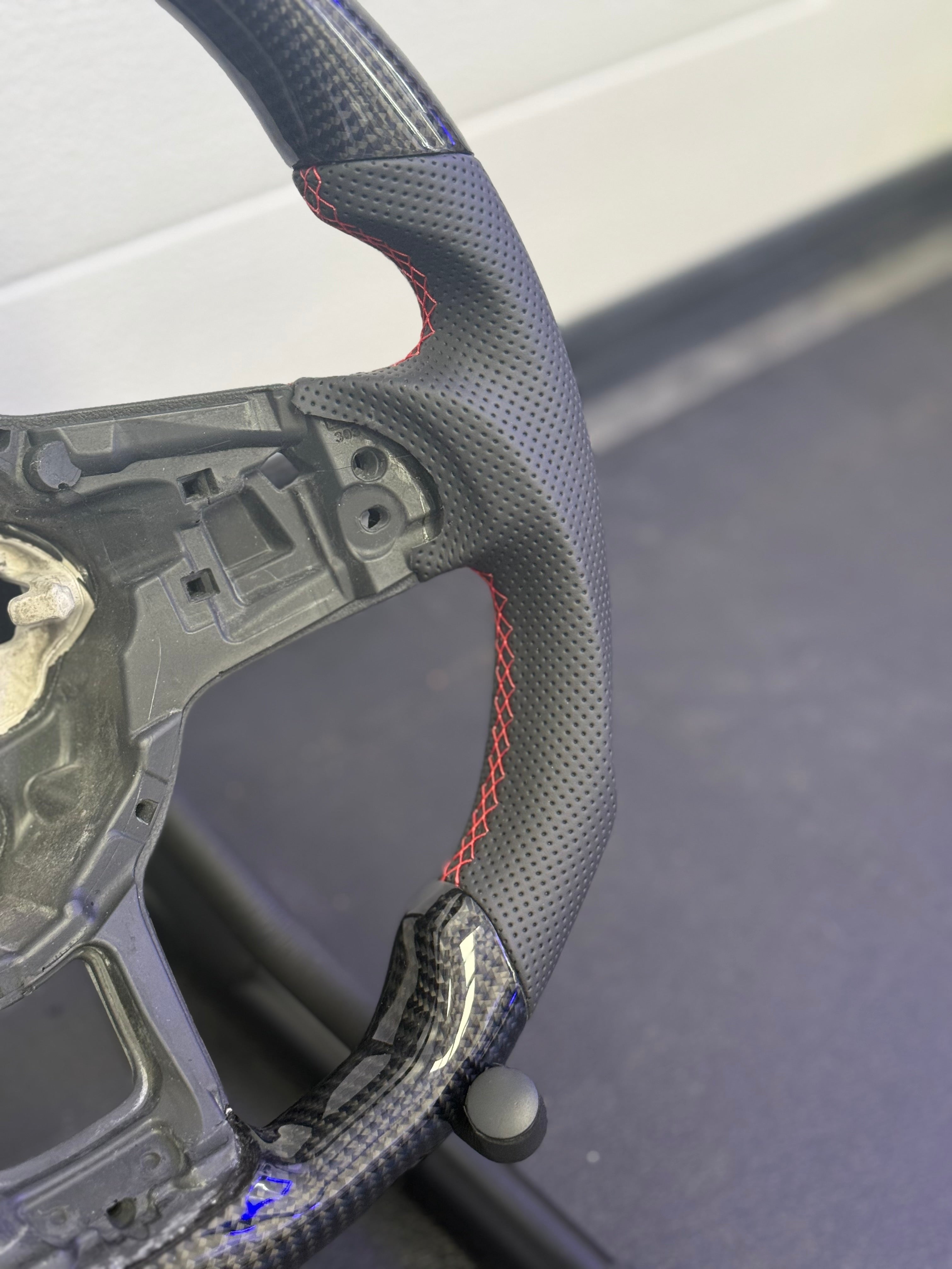 Volkswagen Golf MK7 / MK7.5 Polo MK5 / MK6 Custom Steering Wheel - SWVWGTIR33