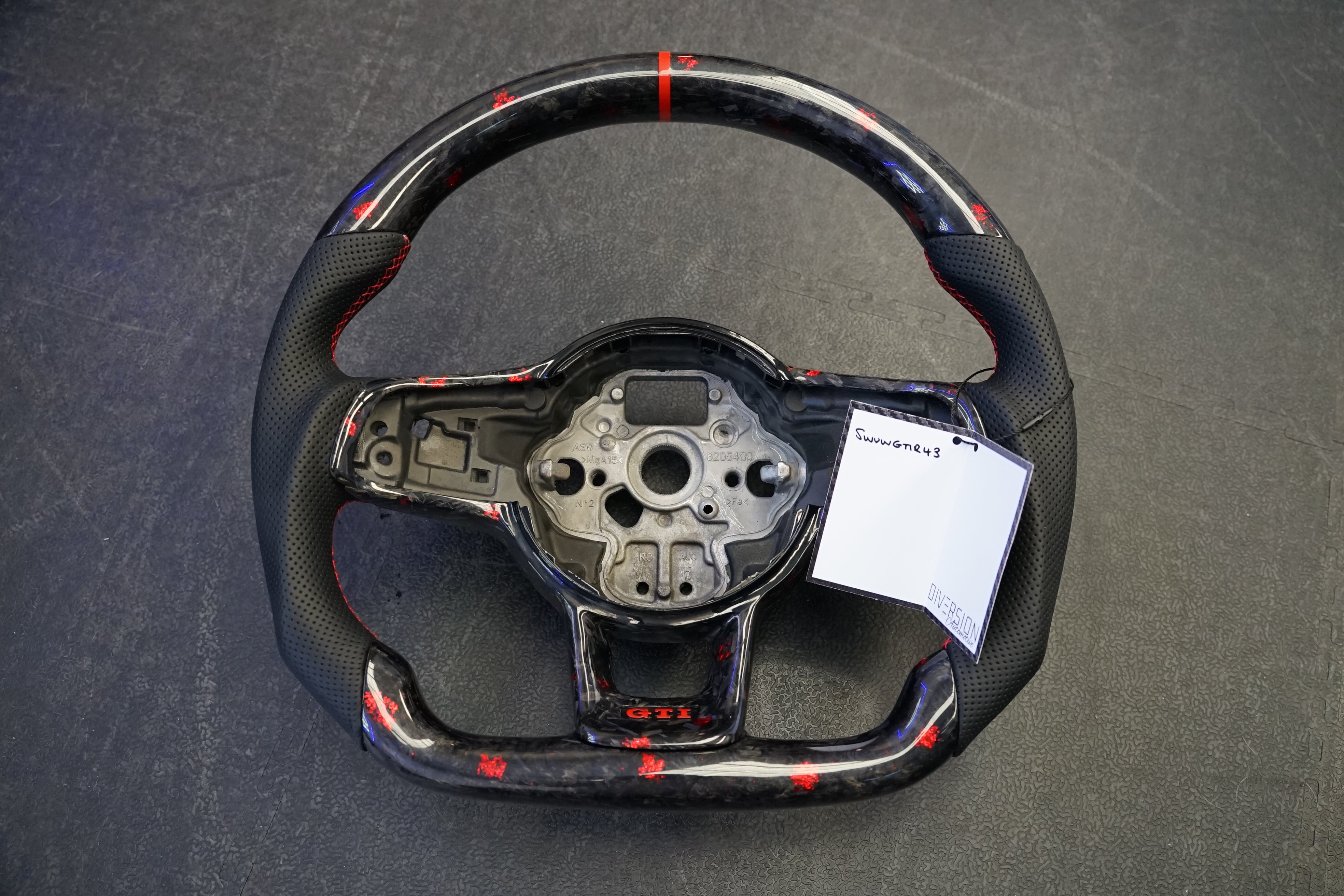 Volkswagen Golf MK7 / MK7.5 Polo MK5 / MK6 Forged Carbon Custom Steering Wheel - SWVWGTIR43