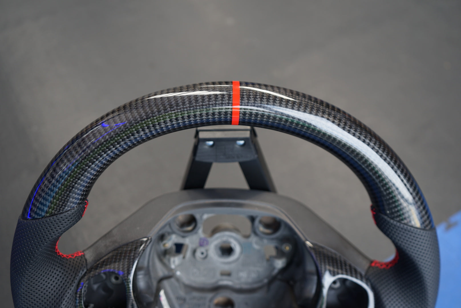 Ford Fiesta MK7 / MK7.5 Carbon Fibre Steering Wheel - SWFIESTA18