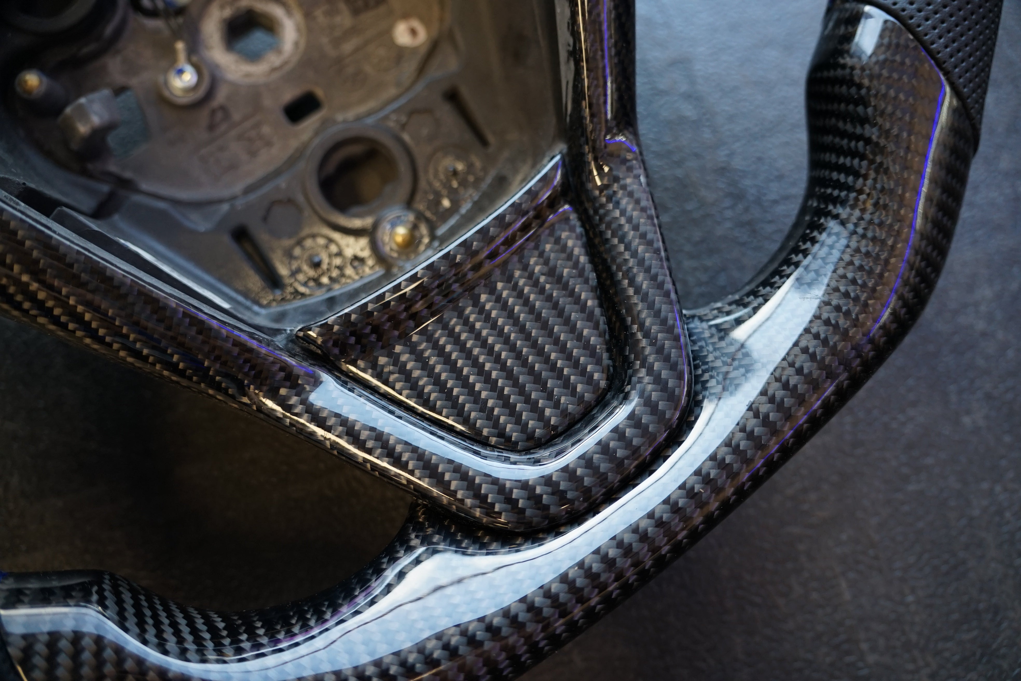 Ford Fiesta MK7 / MK7.5 Carbon Fibre Steering Wheel - SWFIESTA23