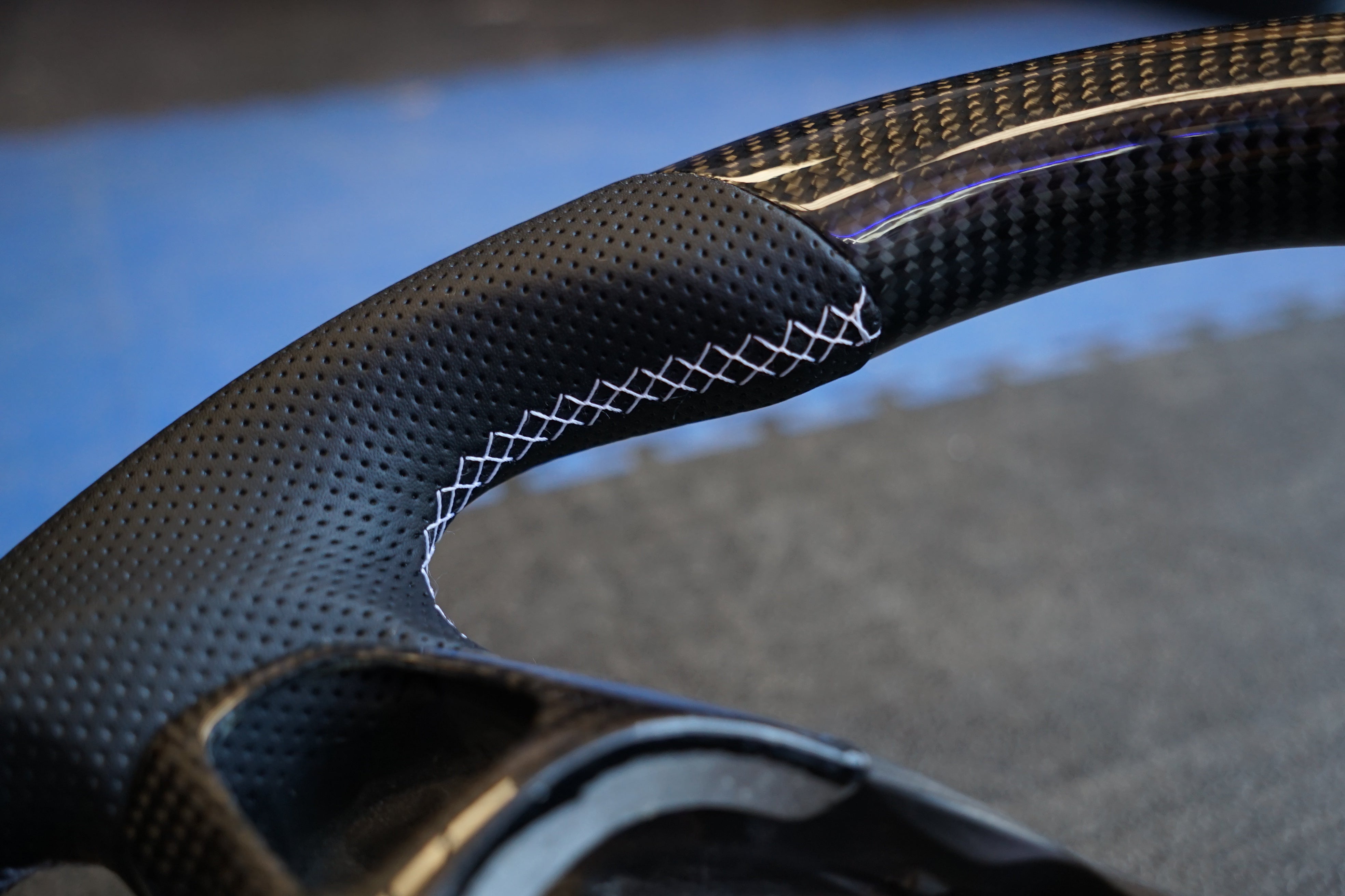 Ford Fiesta MK7 / MK7.5 Carbon Fibre Steering Wheel - SWFIESTA24