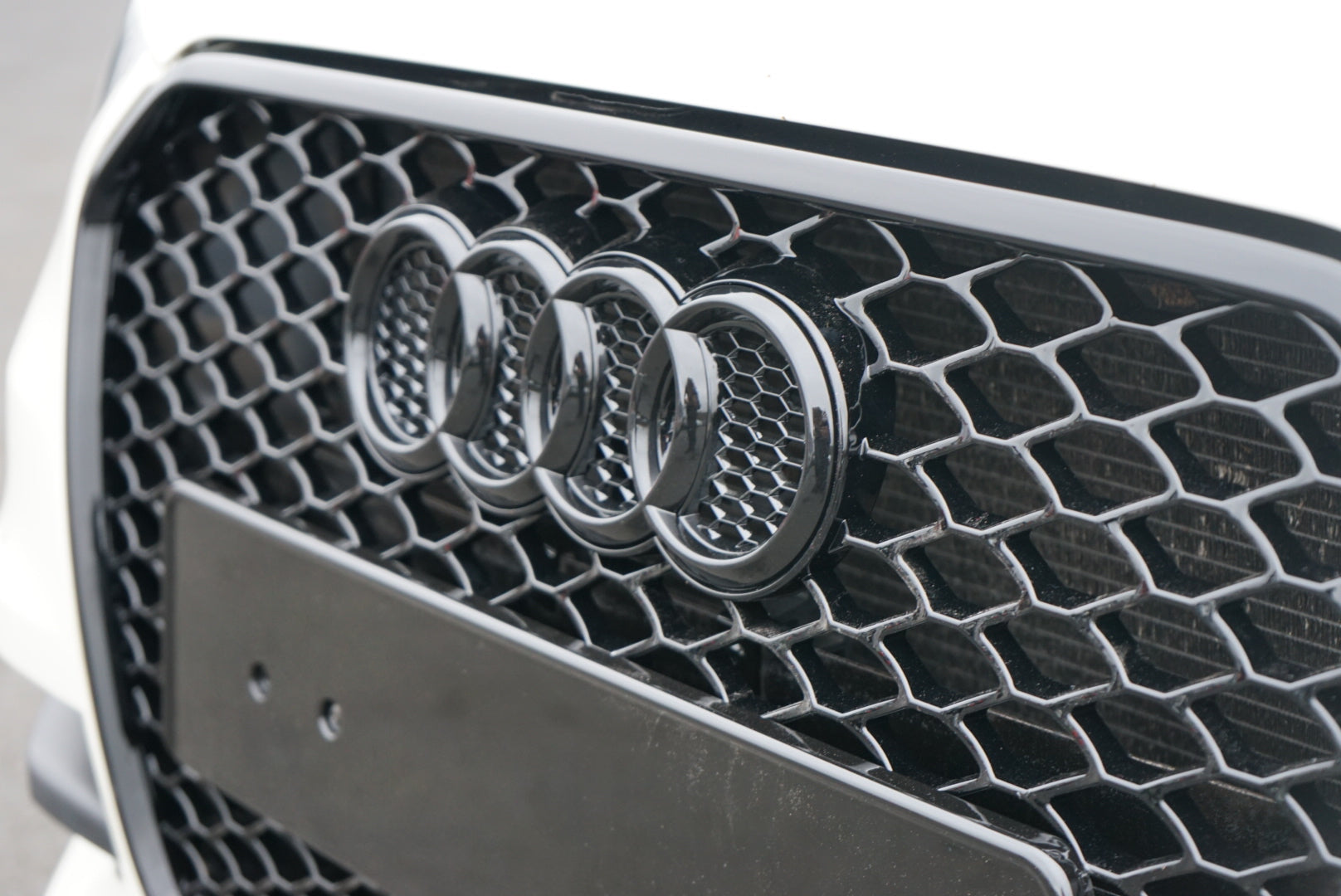 Audi A1 / S1 Honeycomb Grille Gloss Black (2011 - 2014 Models)