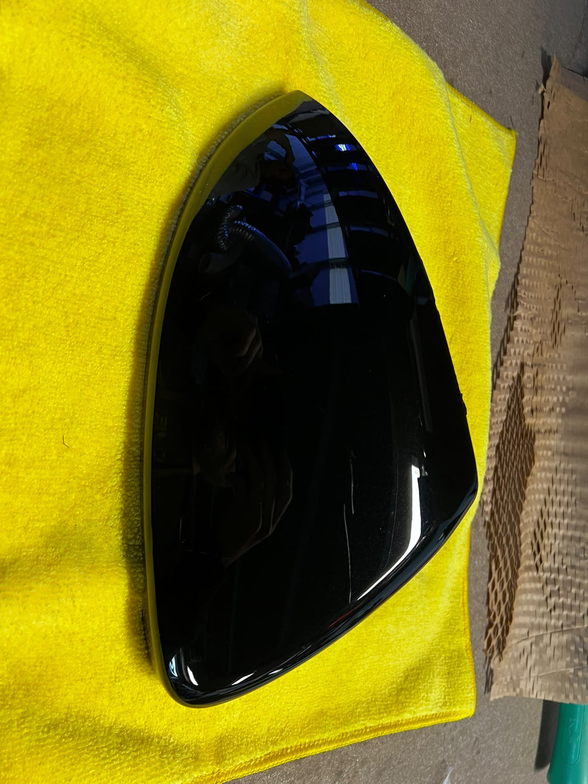 CLEARANCE 8017 - Volkswagen Golf MK7/7.5 Wing Mirror Covers in Gloss Black (2013-2019)