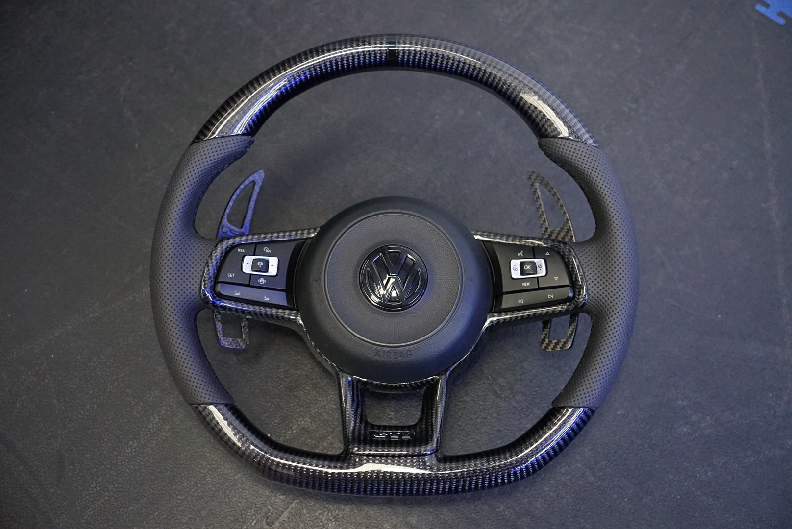 Volkswagen Golf MK7 / MK7.5 Polo MK5 / MK6 Custom Steering Wheel - SWVWGTIR37