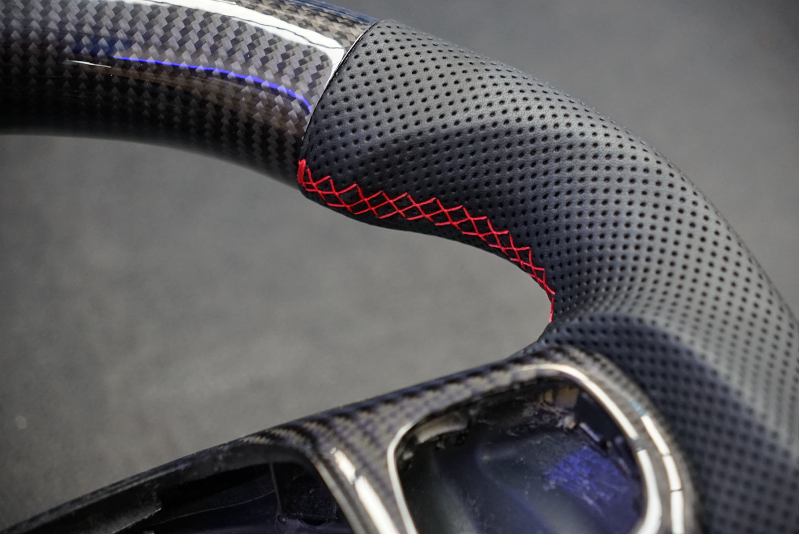 Ford Transit Custom MK9 Carbon Fibre Steering Wheel 2024+ (IN STOCK)