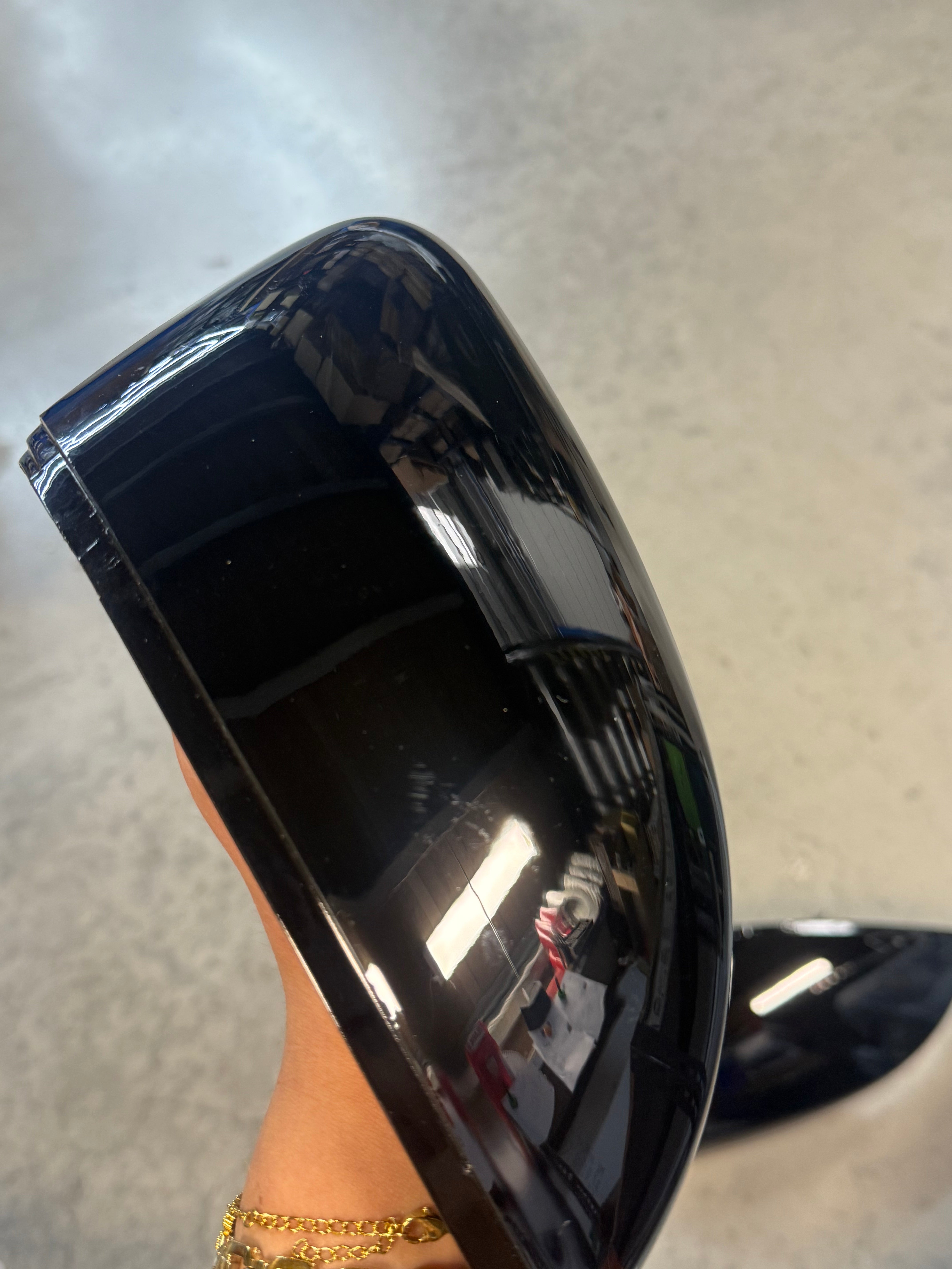 **CLEARANCE**Volkswagen Polo MK5 6R/6C Gloss Black Mirror Covers (2009-2017)
