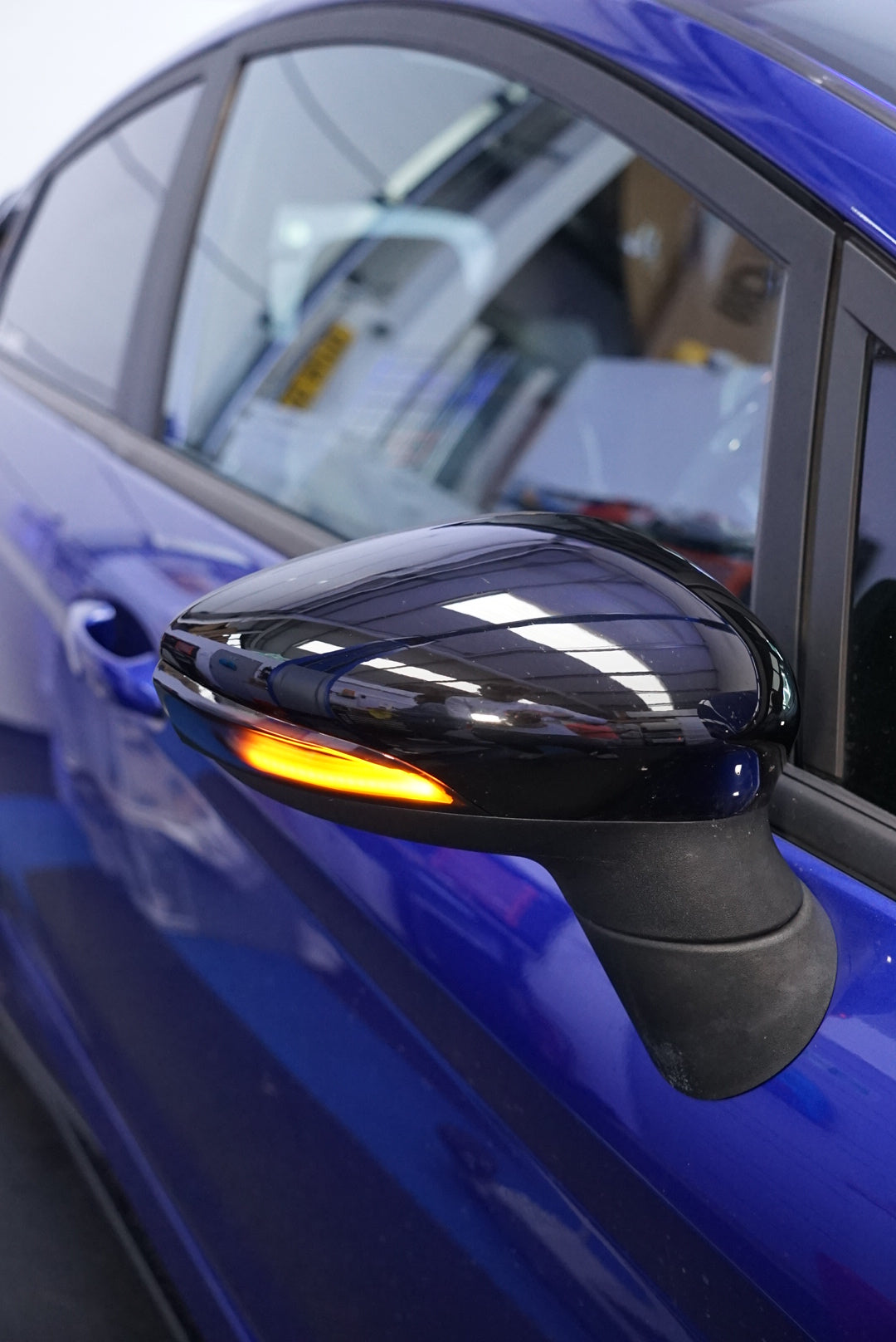 Ford Fiesta MK7 / MK7.5 Dynamic Sweeping Mirror Indicators (2008 - 2017 Models)