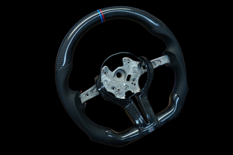 BMW 1, 2, 3, 4, 5 Series Carbon Fibre Steering Wheel (IN STOCK - SWBMWF6)