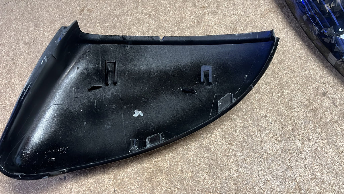 CLEARNACE 8001 - Volkswagen Golf MK7 / MK7.5 Genuine Forged Carbon Fibre Wing Mirror Covers (2013-2019)