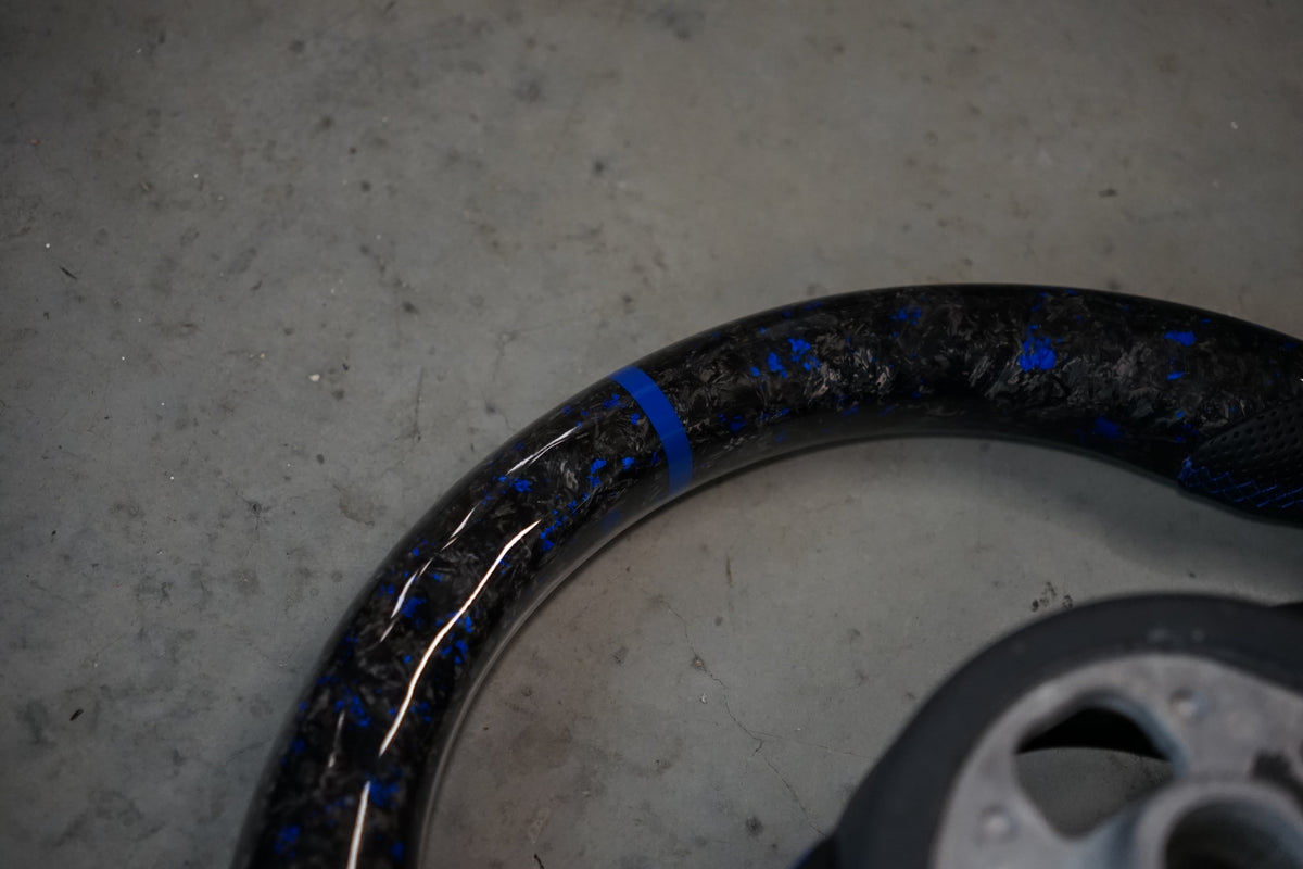 Audi A4 S4 RS4 / A5 S5 RS5 B9 Forged Carbon + Blue Flake Steering Wheel (IN STOCK / SWAUDIB91)