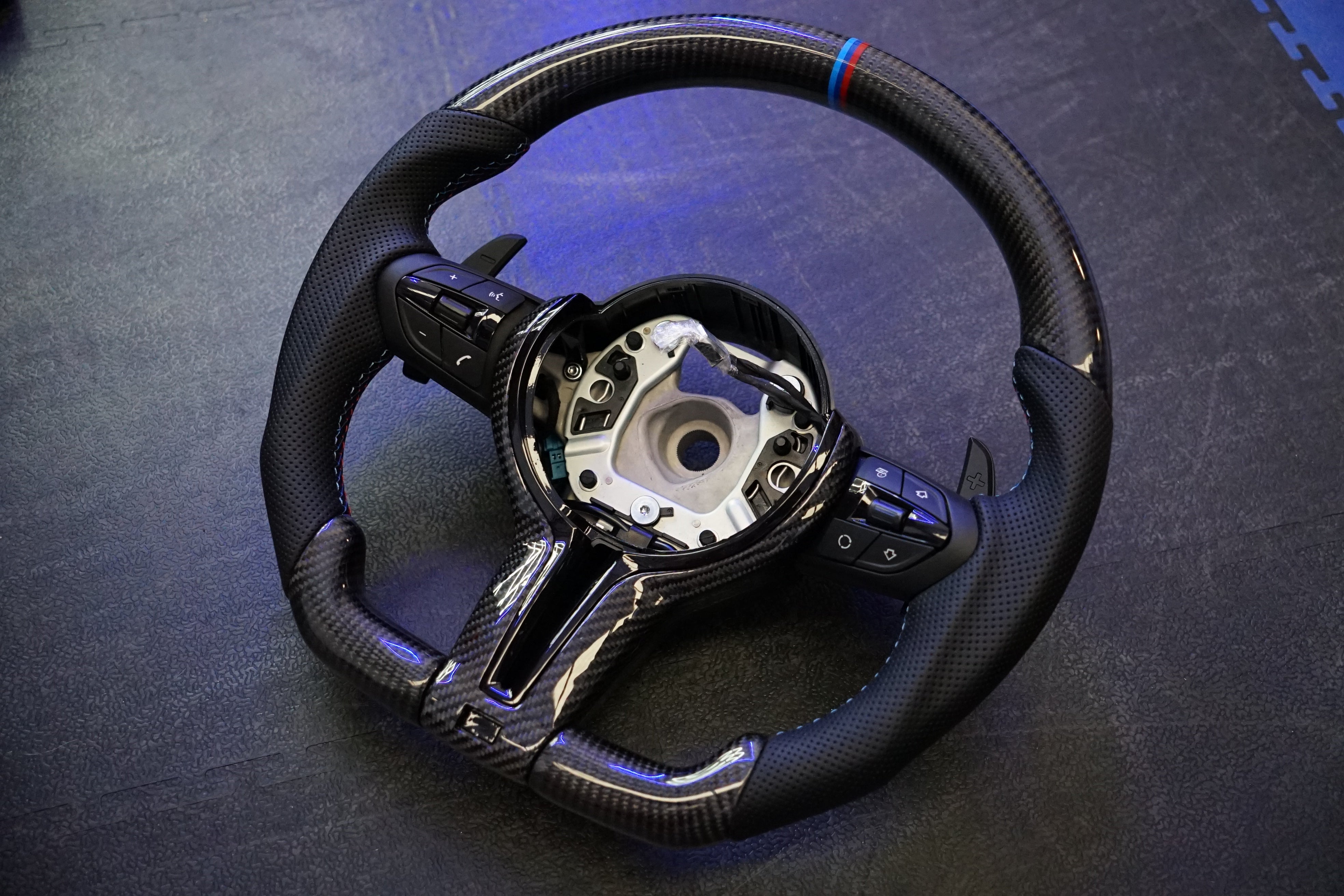 BMW Custom Steering Wheel for 1, 2, 3 & 4 + F Series (F20, F22, F30, F32, F40 + F Models) (IN STOCK - SWBMWF21)