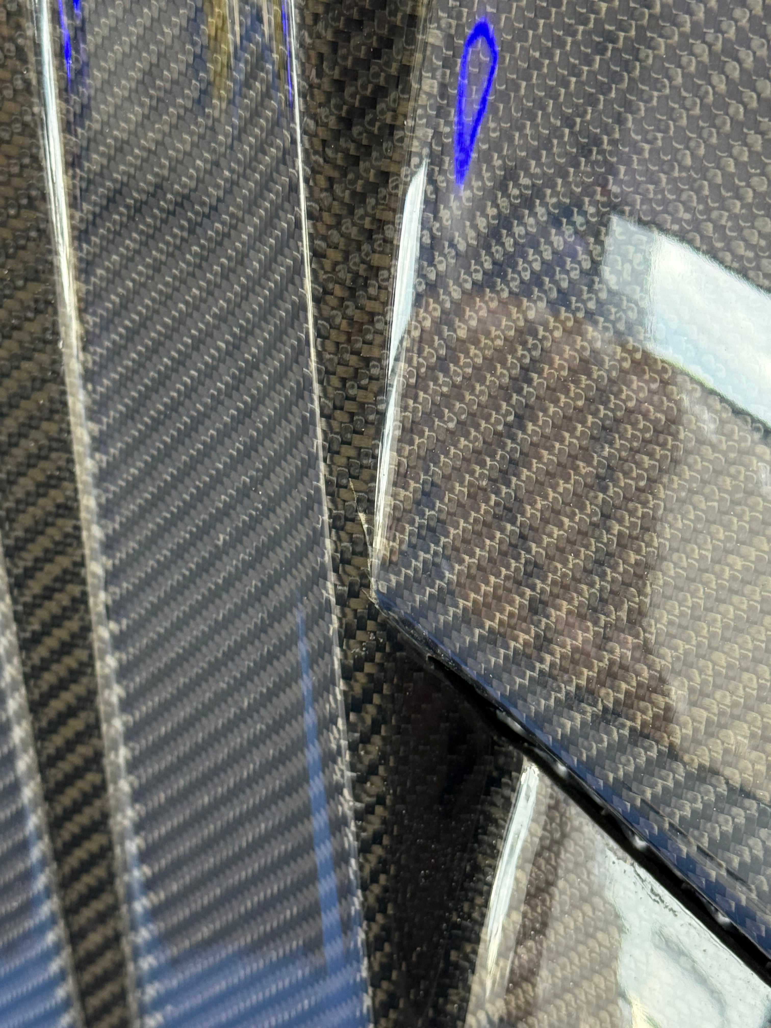 CLEARANCE : Volkswagen Golf MK7 / MK7.5 TR Style Carbon Fibre Vented Bonnet (Replacement) 2013 - 2021 / DAS
