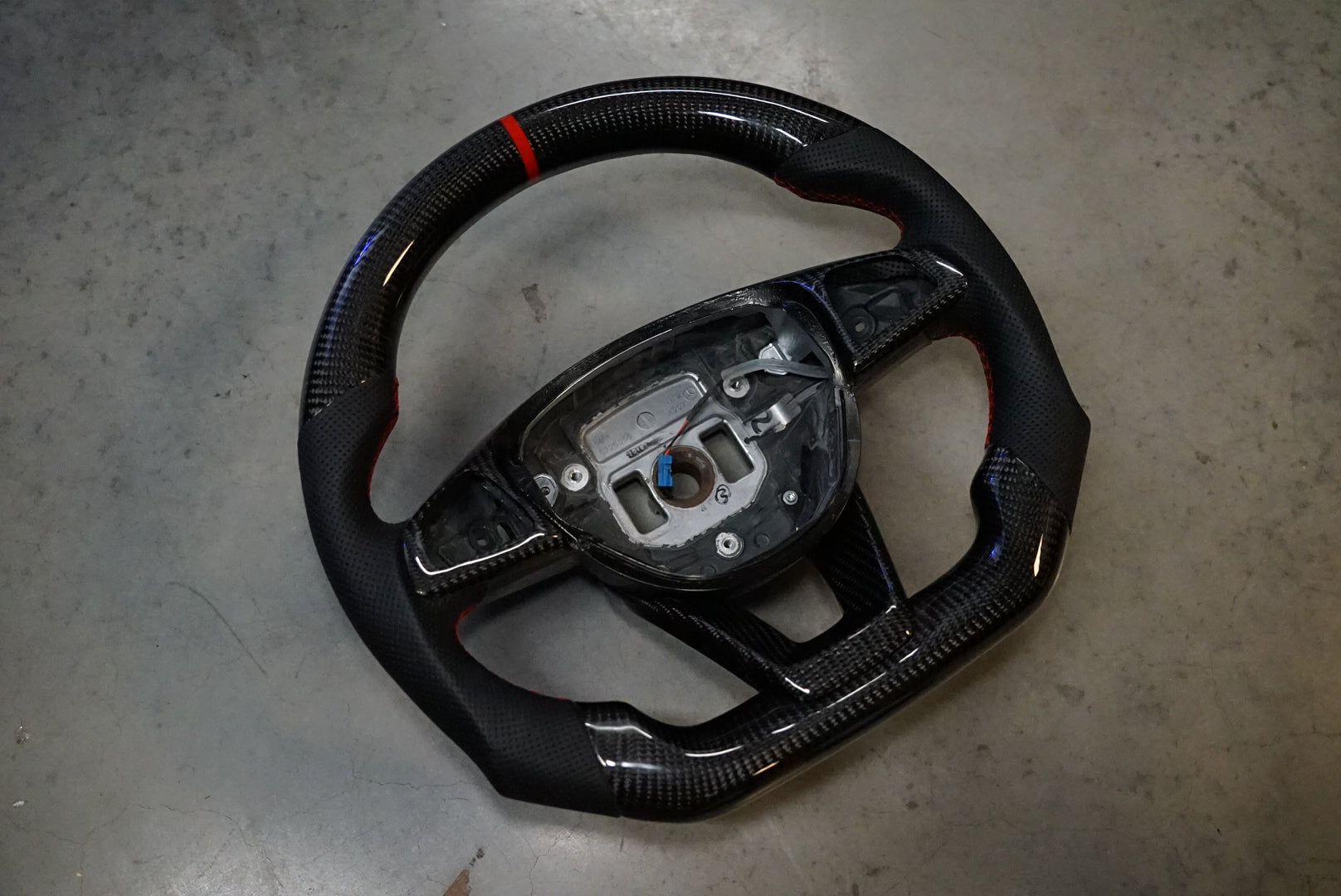 Mercedes A CLASS W176 FL 2013+ Carbon Fibre Steering Wheel - SWMERCACLASS1