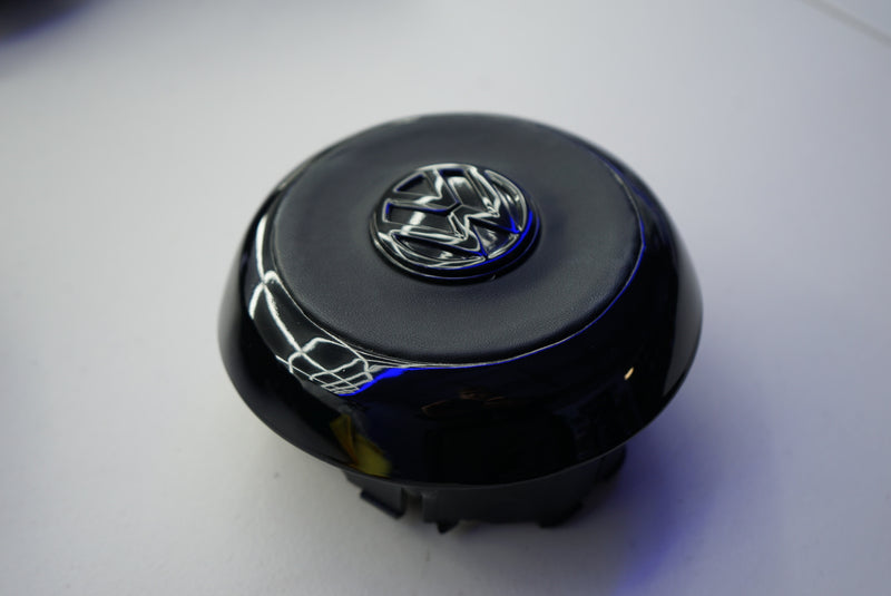 IN STOCK - VW Volkswagen Golf / Polo / Scirocco Circular Airbag Cover (Black Gloss + Leather + Black Badge)