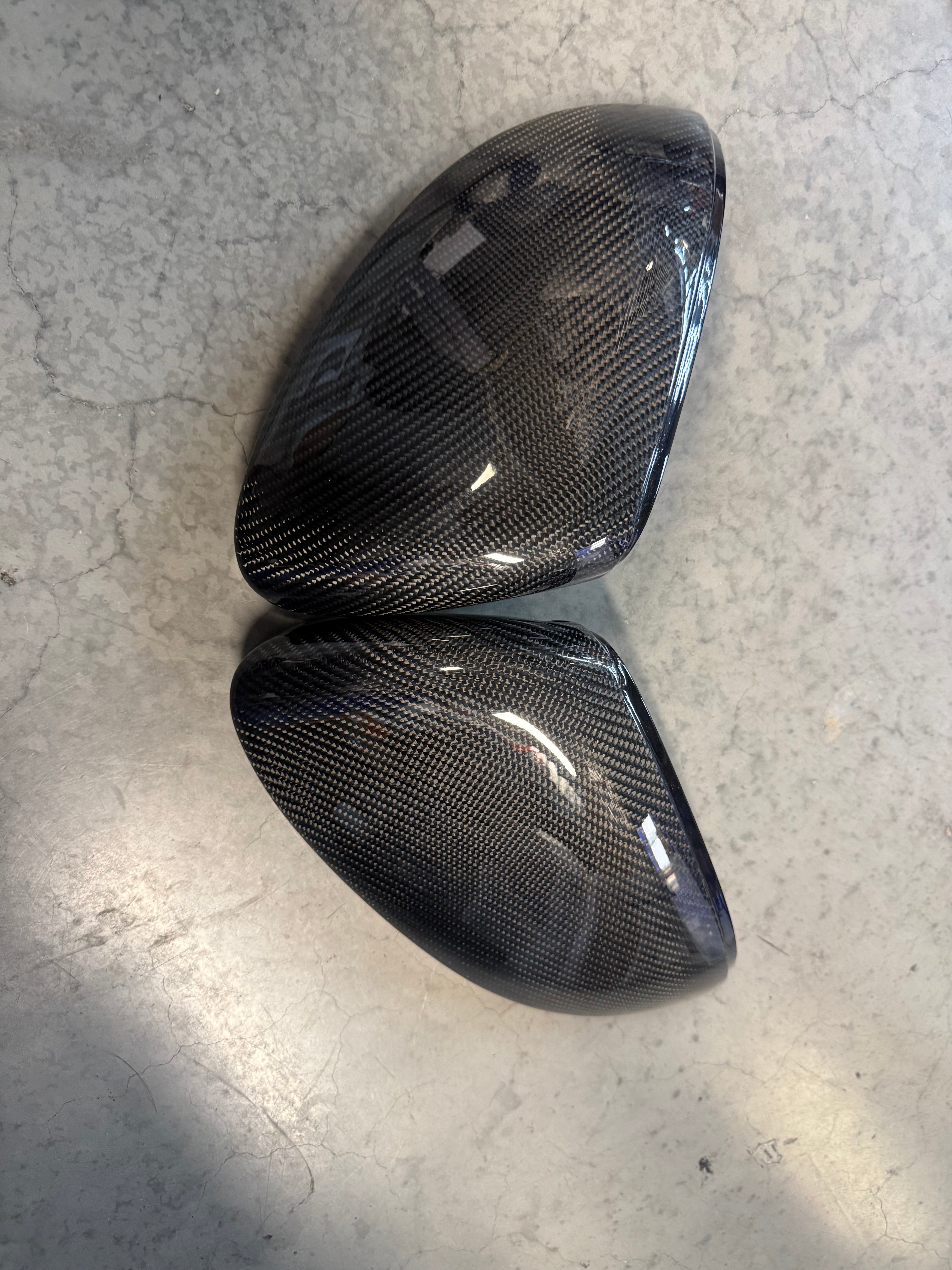 **CLEARANCE**Volkswagen VW Golf MK8 / ID3 Genuine Carbon Fibre Replacement Wing Mirror Covers (2020+)