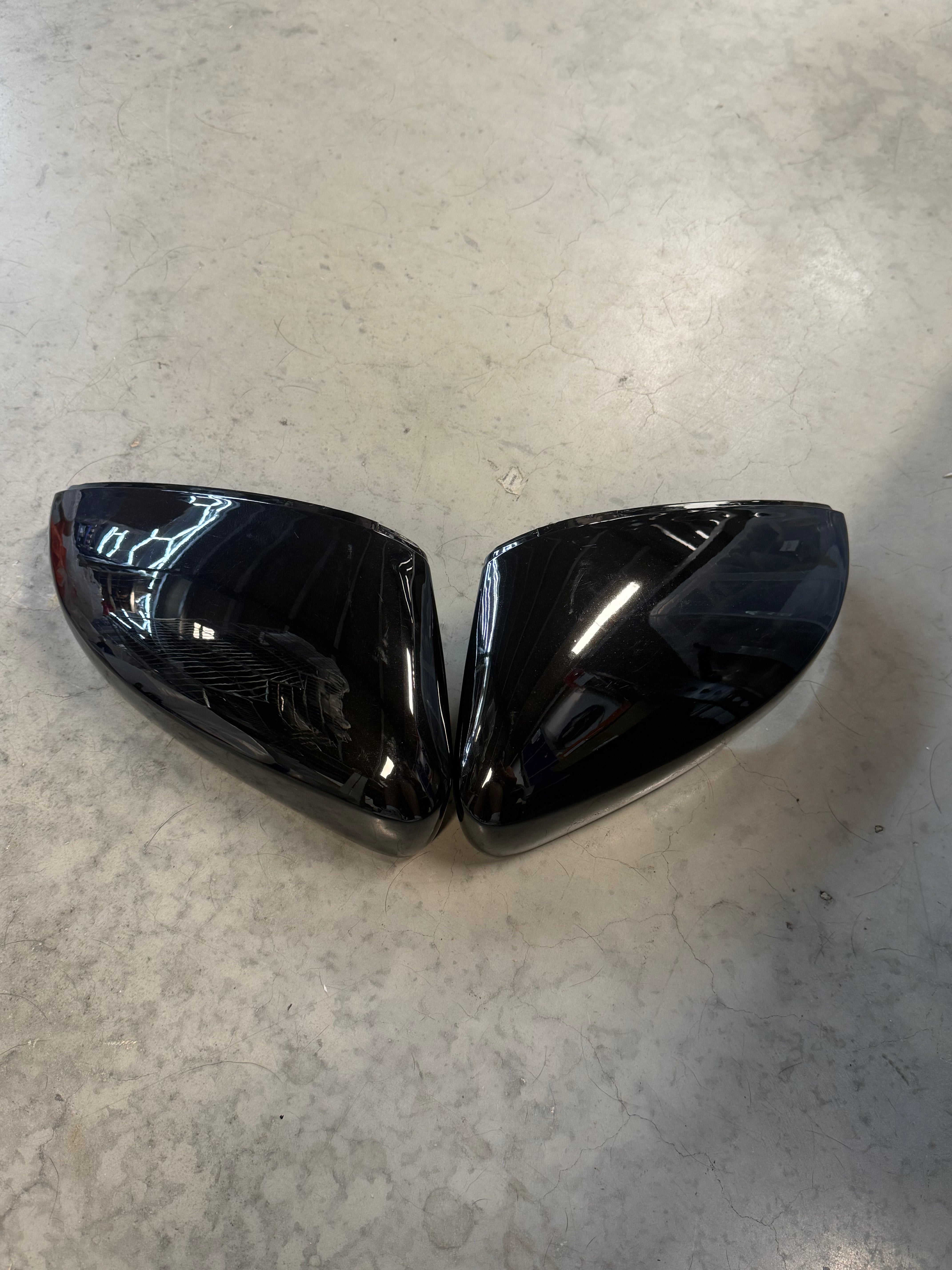 **CLEARANCE** Volkswagen Polo MK5 6R/6C Gloss Black Mirror Covers (2009-2017)