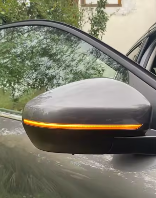Peugeot 3008 / 5008 Dynamic Sweeping Indicators (2017-2021)