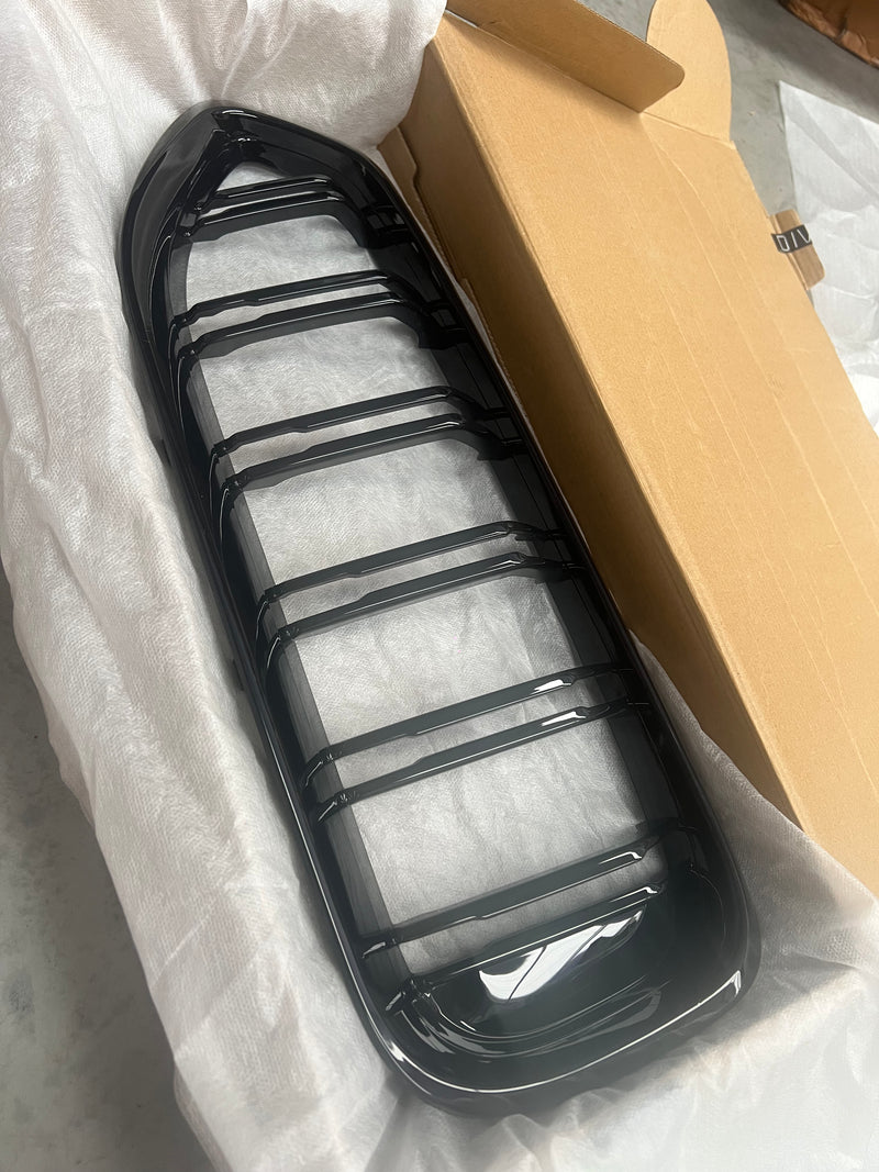 **CLEARANCE-201** BMW 1 SERIES F20 Gloss Black Front Grille