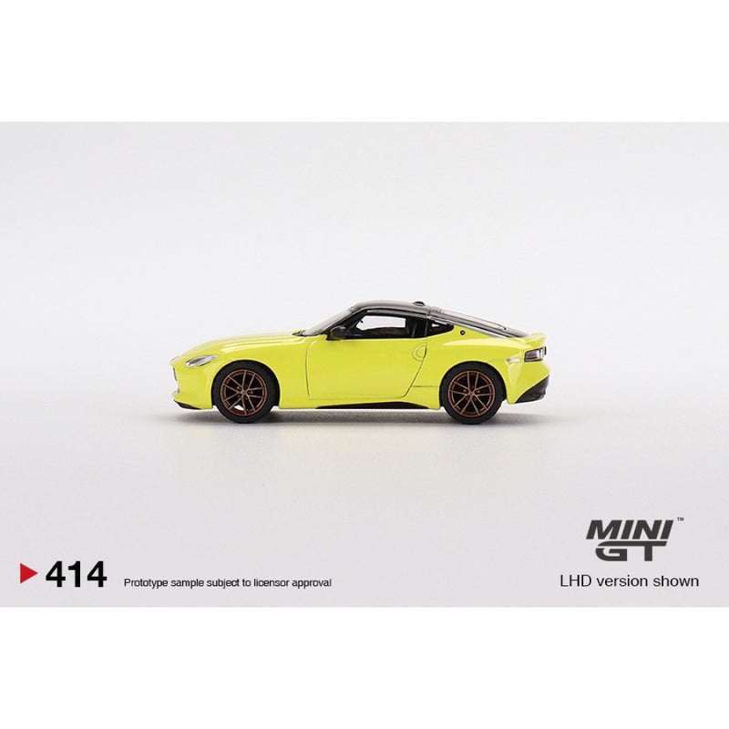 MINI GT - 1/64 NISSAN FAIRLADY Z PROTO NO. 414 SPEC 2023 IKAZUCHI YELLOW (RHD)