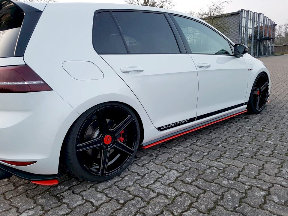 Maxton Design Side Skirts for Volkswagen Golf MK7 GTI Clubsport (2016-2017)
