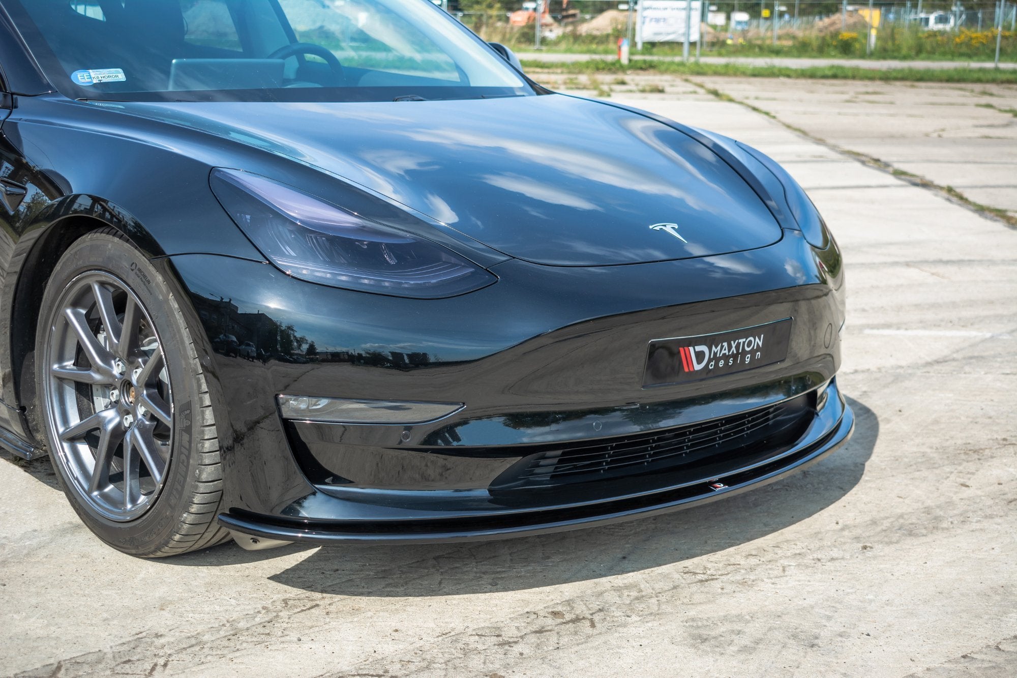 Maxton Design Front Splitter Tesla Model 3 (2017+)