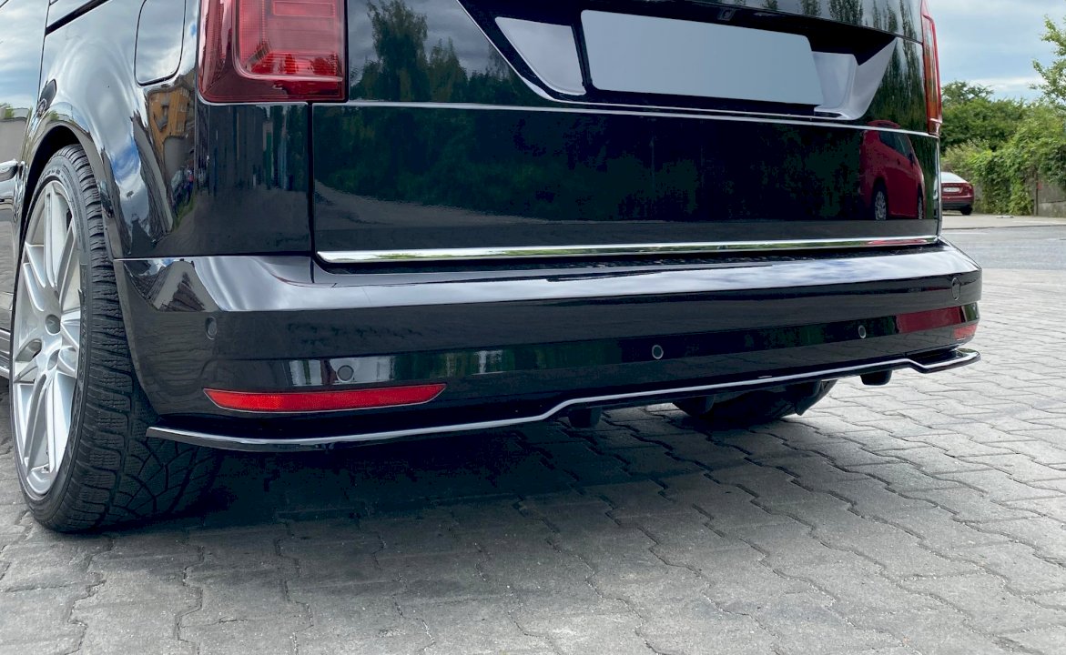 Maxton Design Central Rear Splitter for Volkswagen Caddy MK4 (2015-2020)