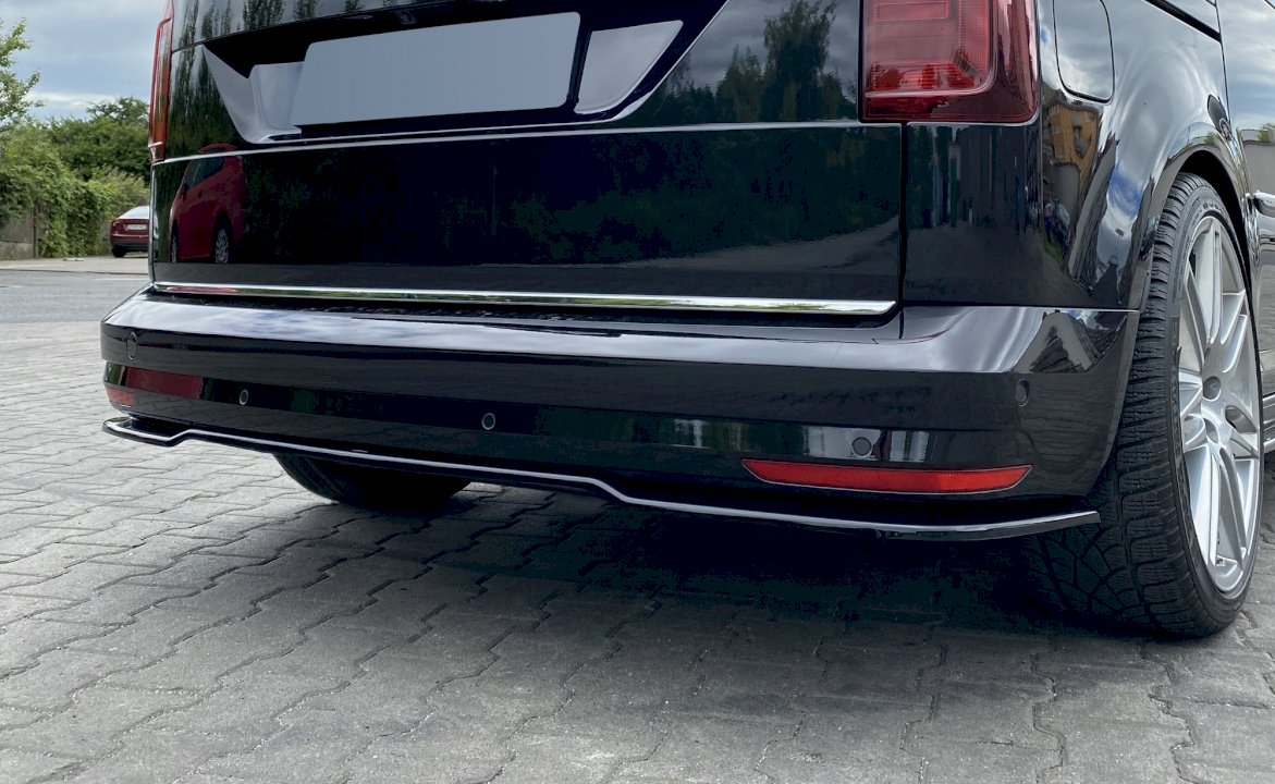 Maxton Design Central Rear Splitter for Volkswagen Caddy MK4 (2015-2020)