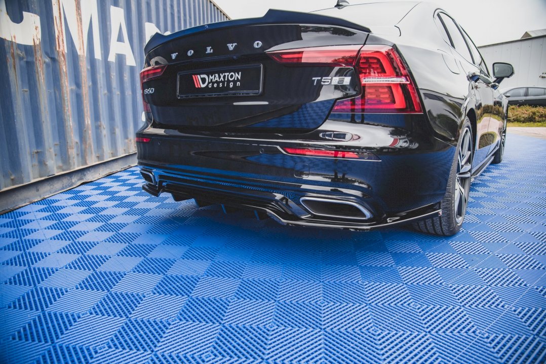 Maxton Design  CENTRAL REAR SPLITTER (W/ VERTICAL BARS) VOLVO S60 R-DESIGN MK3